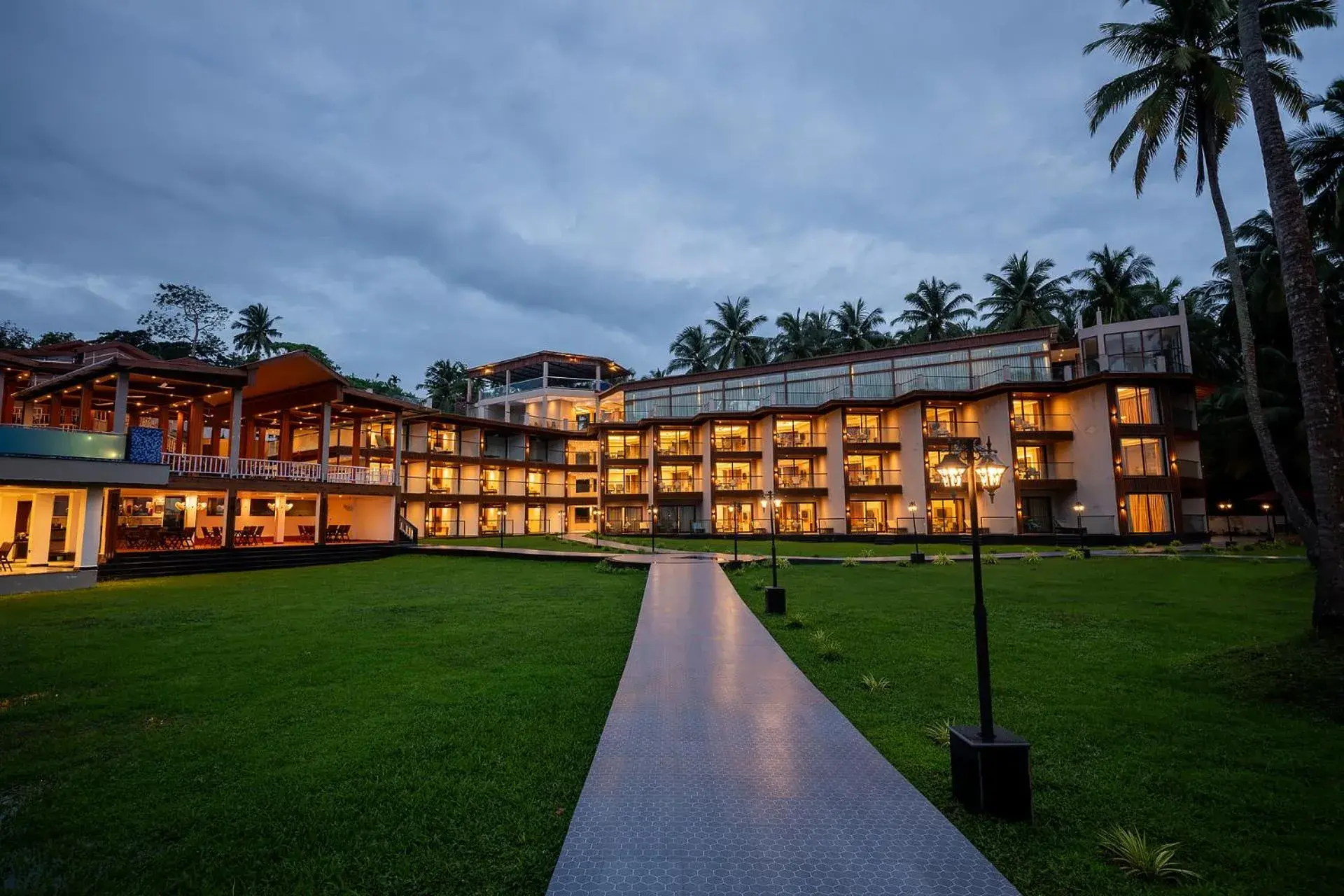 Deluxe Double Room with Balcony and Sea View in Silver Sand Sea Princess Beach Resort Deluxe Double Room with Balcony and Sea View in Silver Sand Sea Princess Beach Resort