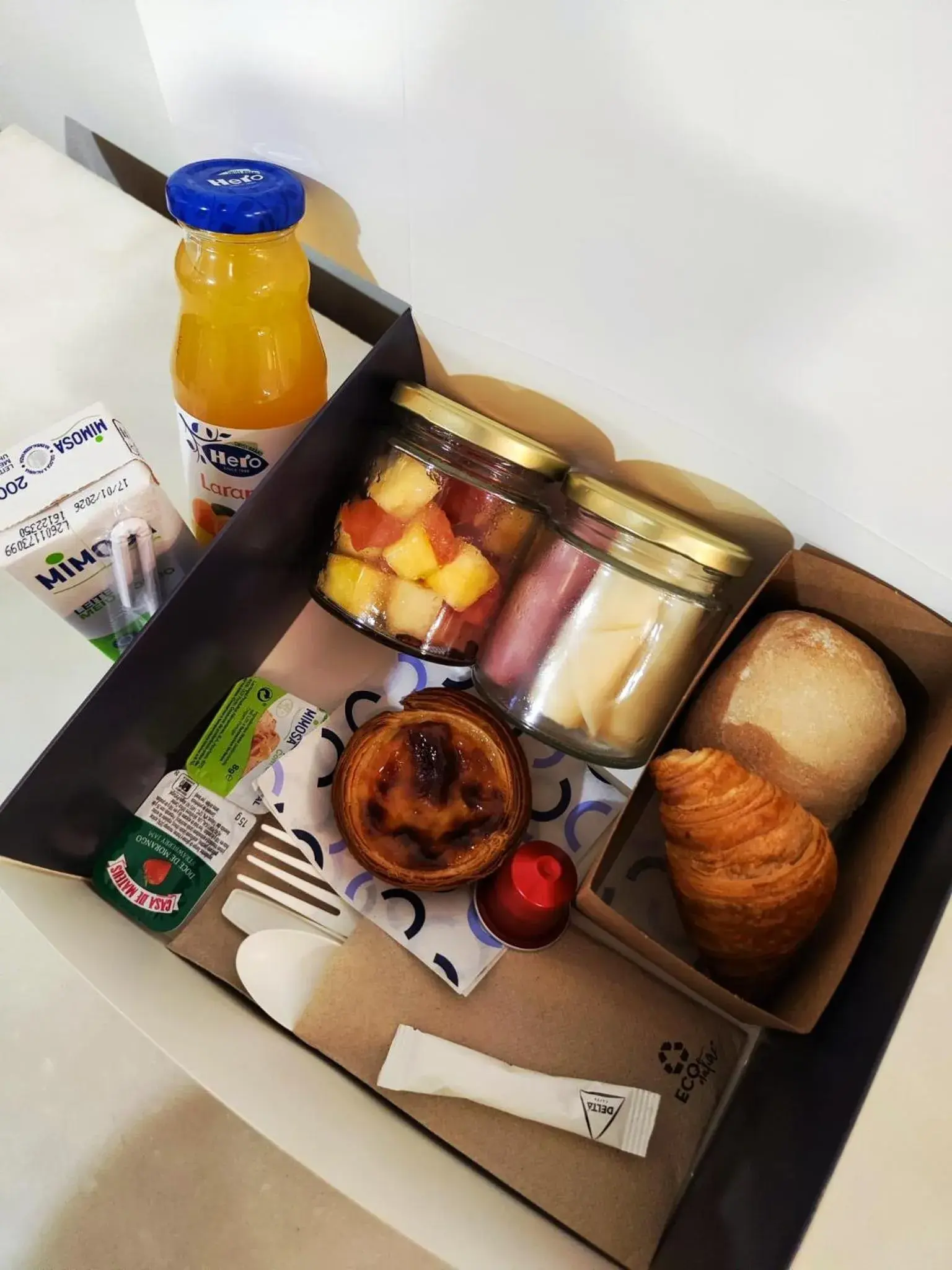 Breakfast in Líbere Lisbon Príncipe Real Breakfast in Líbere Lisbon Príncipe Real