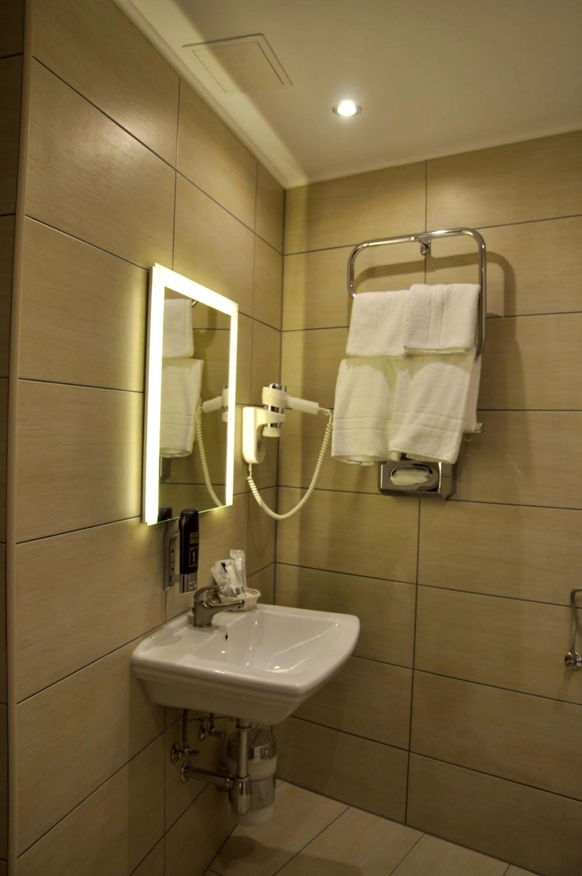 Bathroom in City Pension Stephansplatz I Self Check In