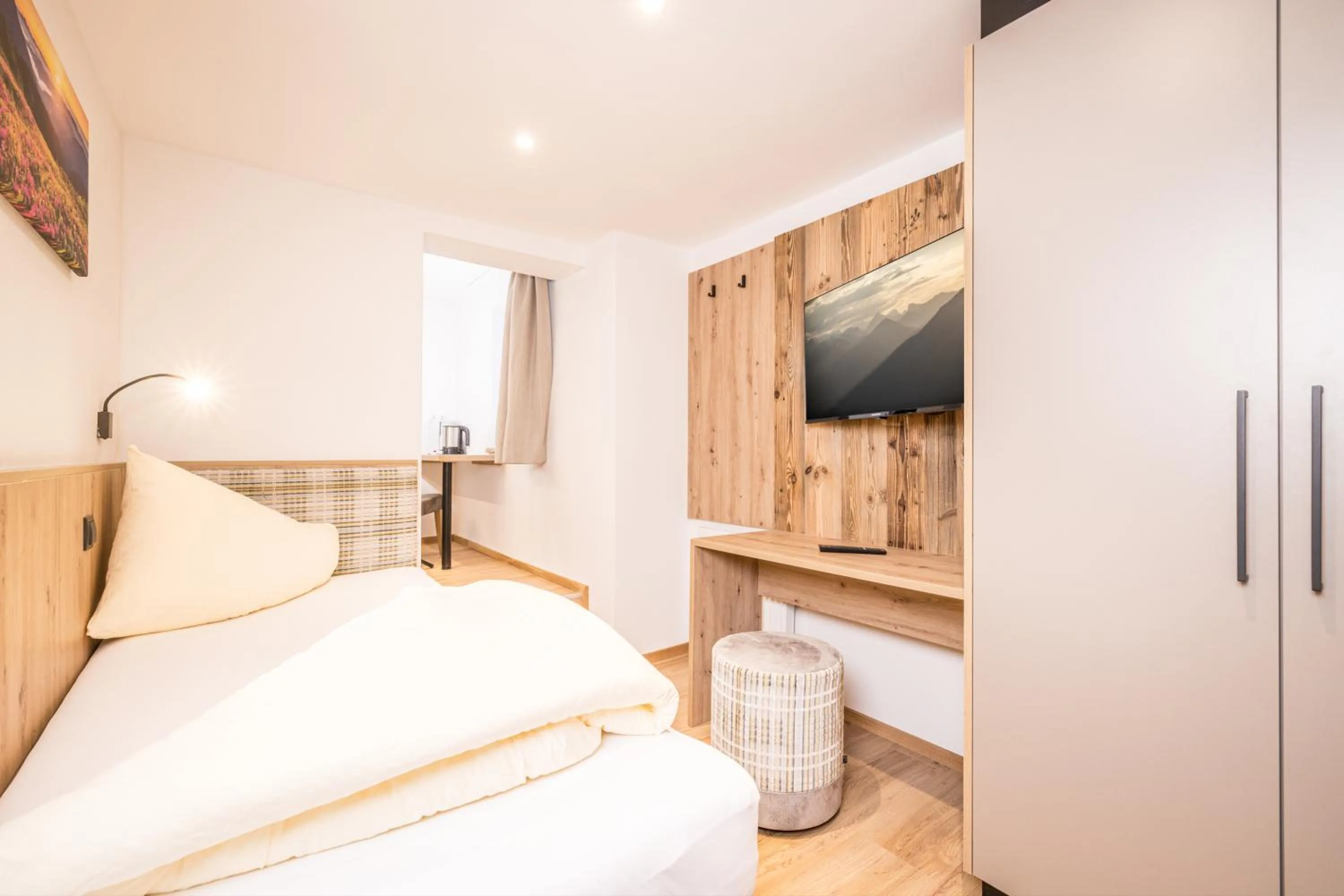 Bed in Appartements Schrambacherhof