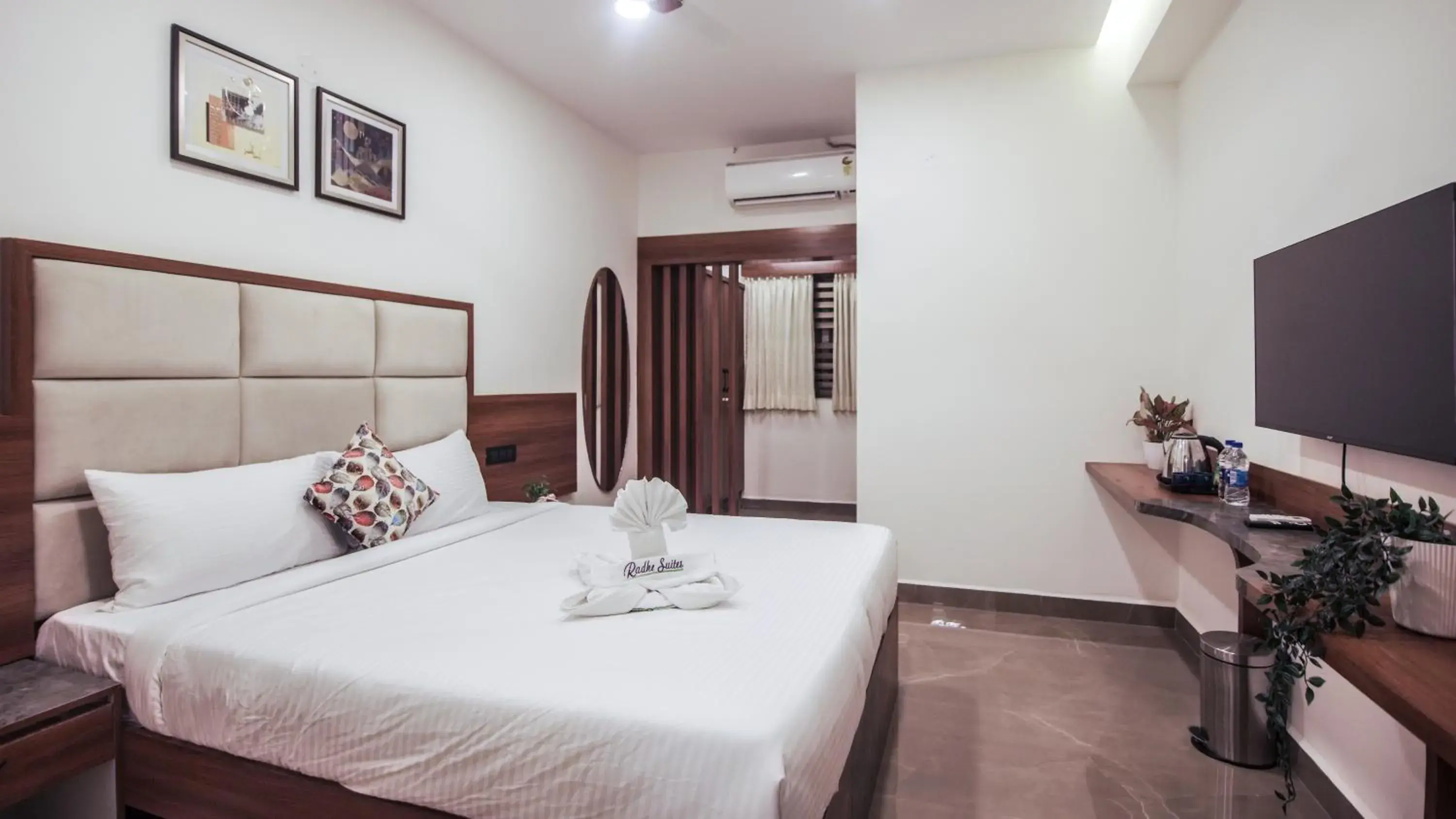 Radhe Suites Radhe Suites