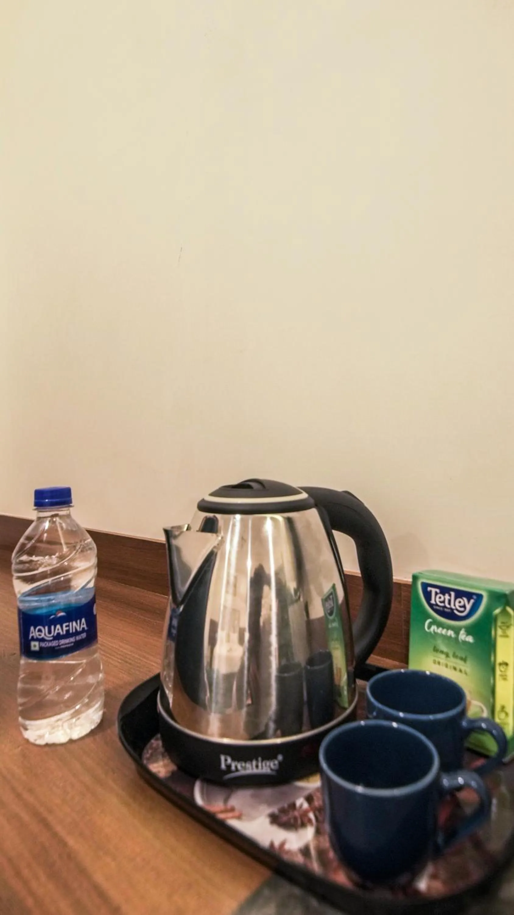 Coffee/tea facilities in Radhe Suites