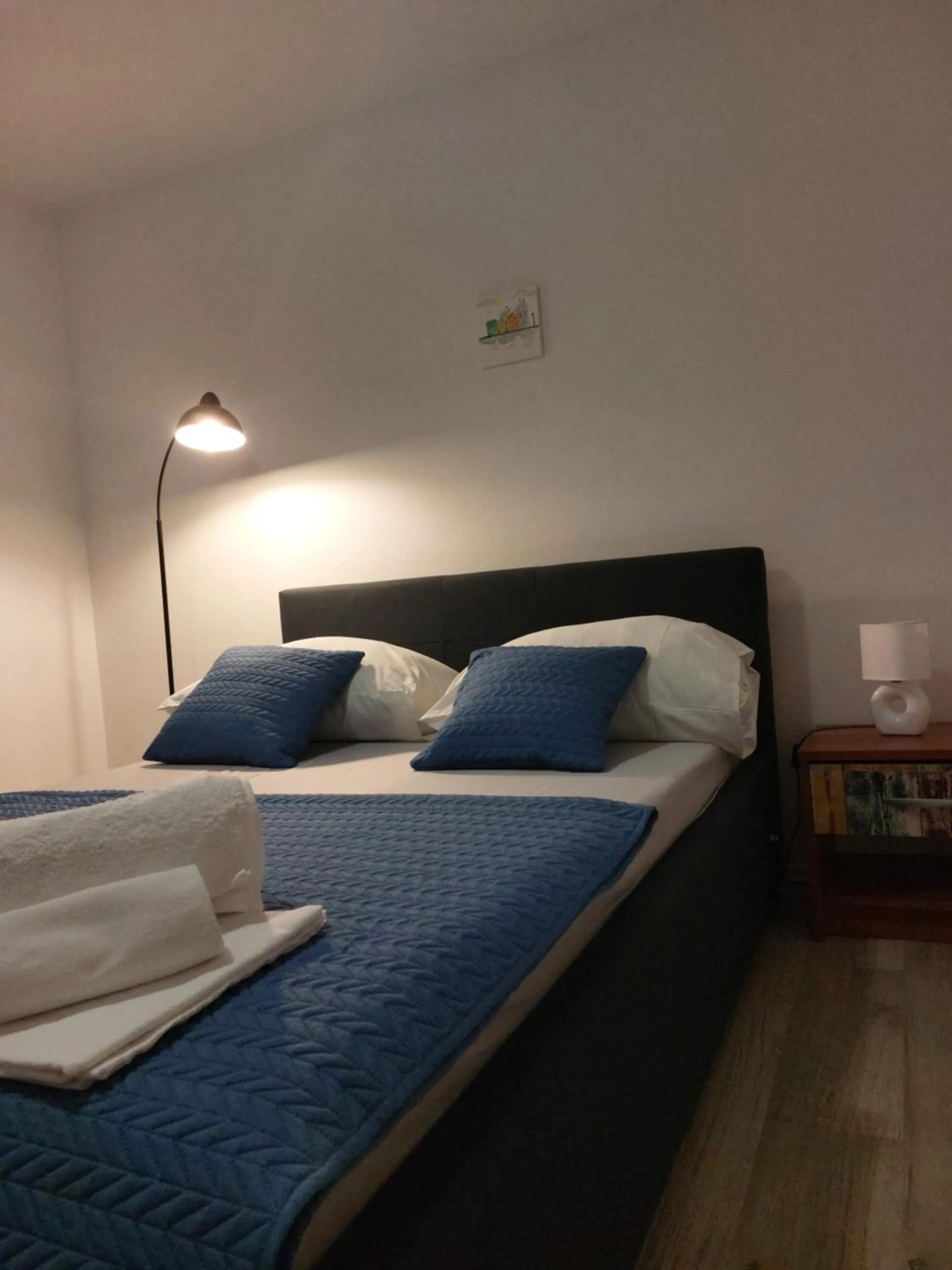 Bed in Apartment "None" Makarska