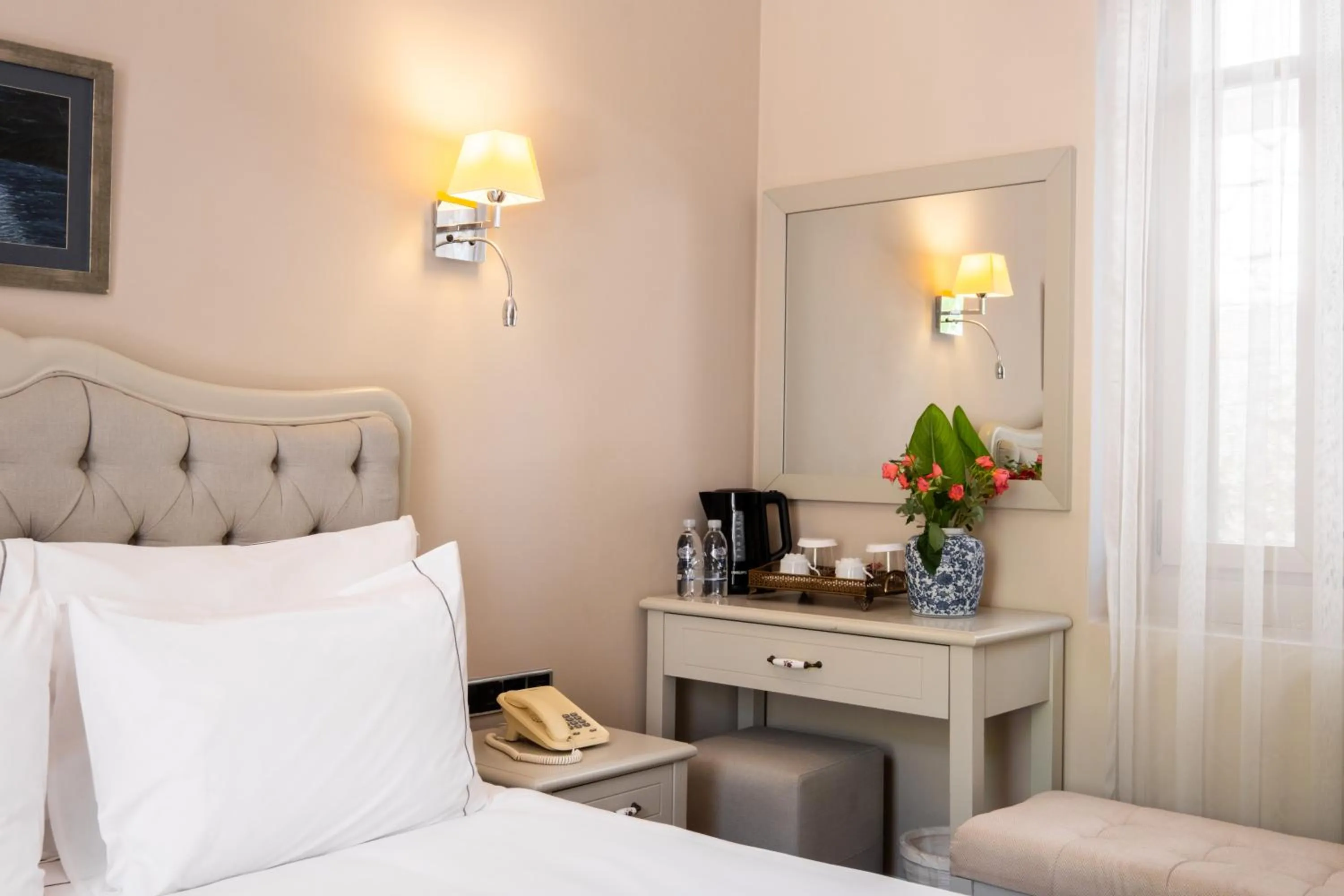 Bed in Viento Alacati Hotel