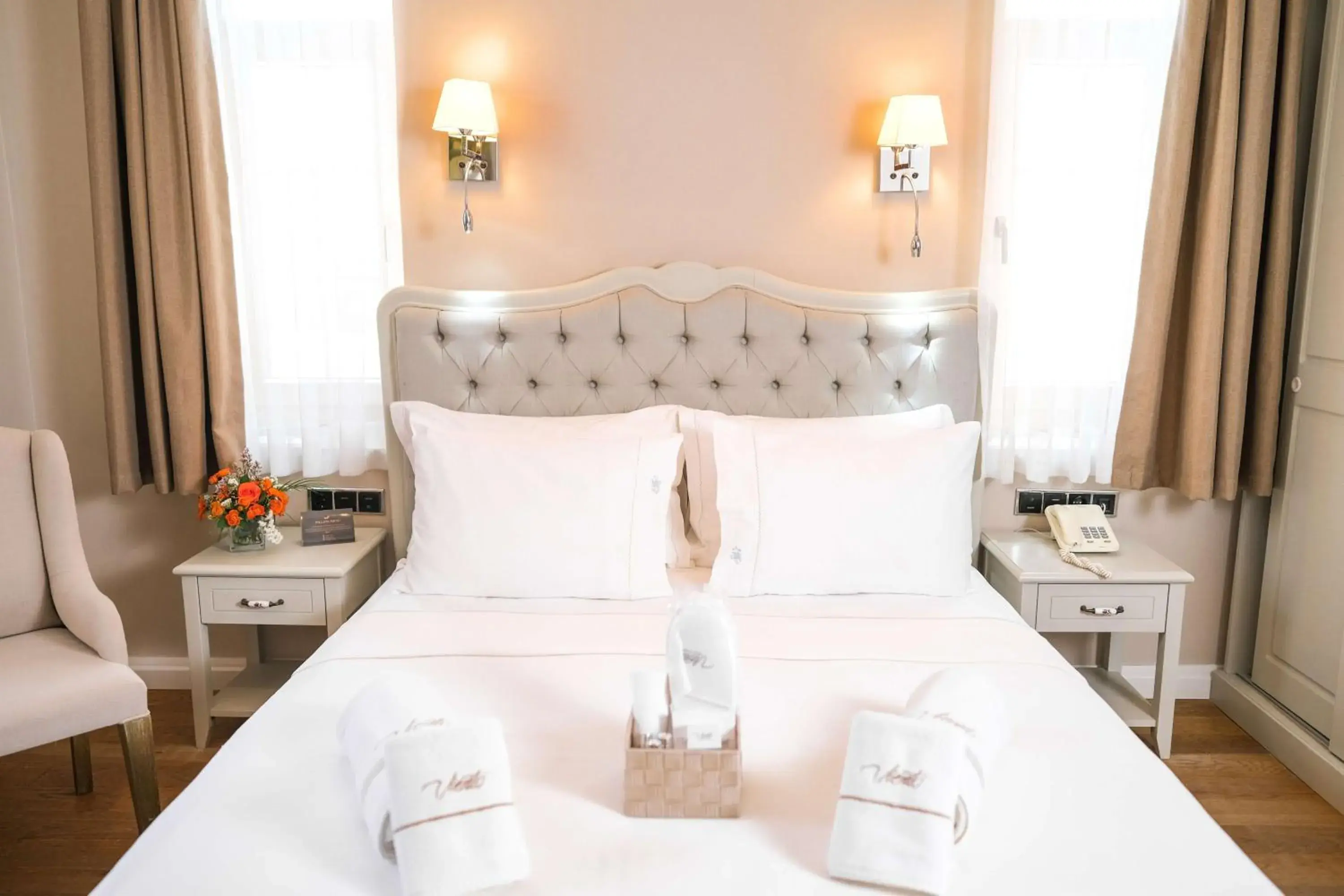 Bed in Viento Alacati Hotel Bed in Viento Alacati Hotel