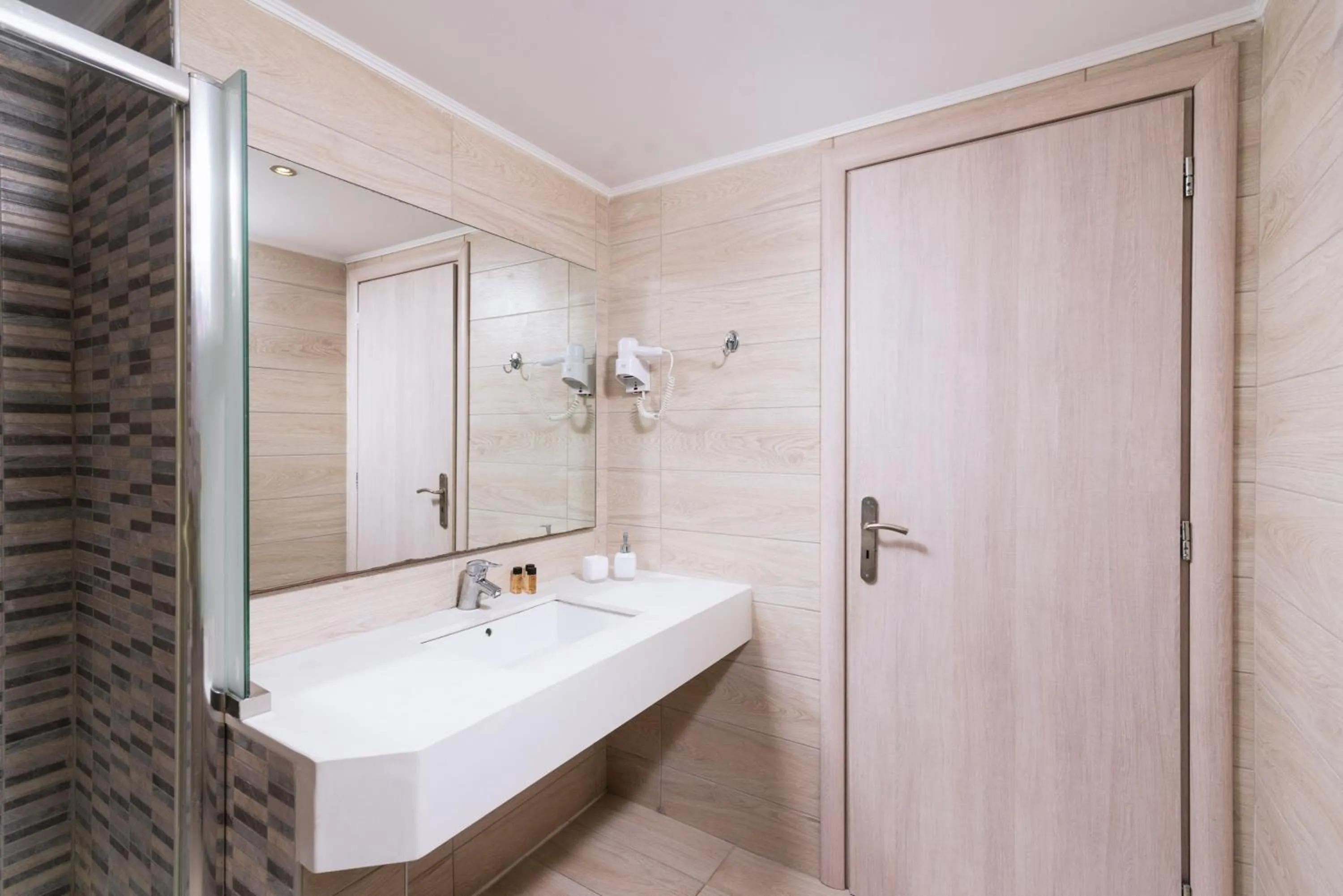 Matala Bay in Style Apartments
