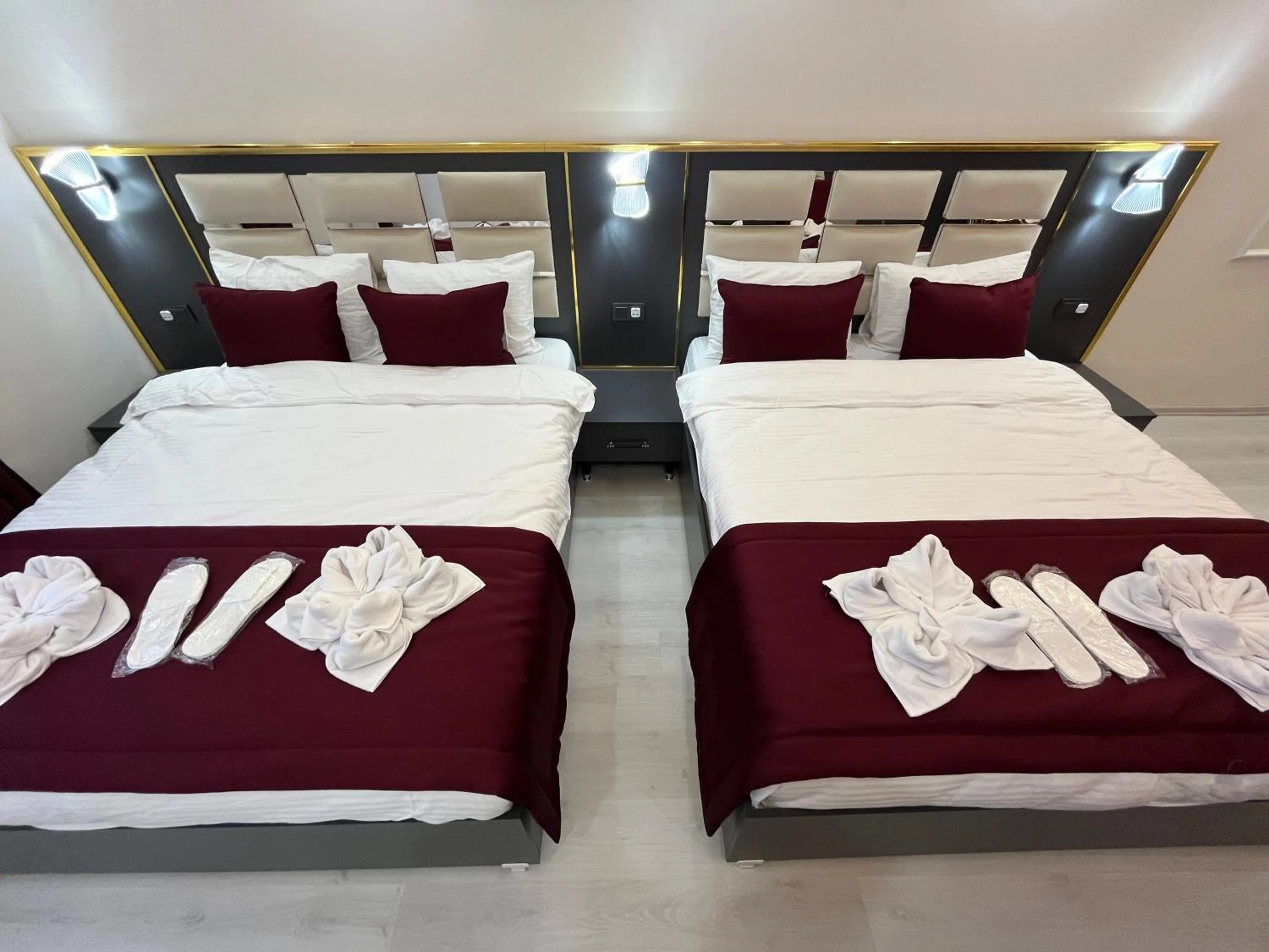 Bed in Lale Sultan Hotel