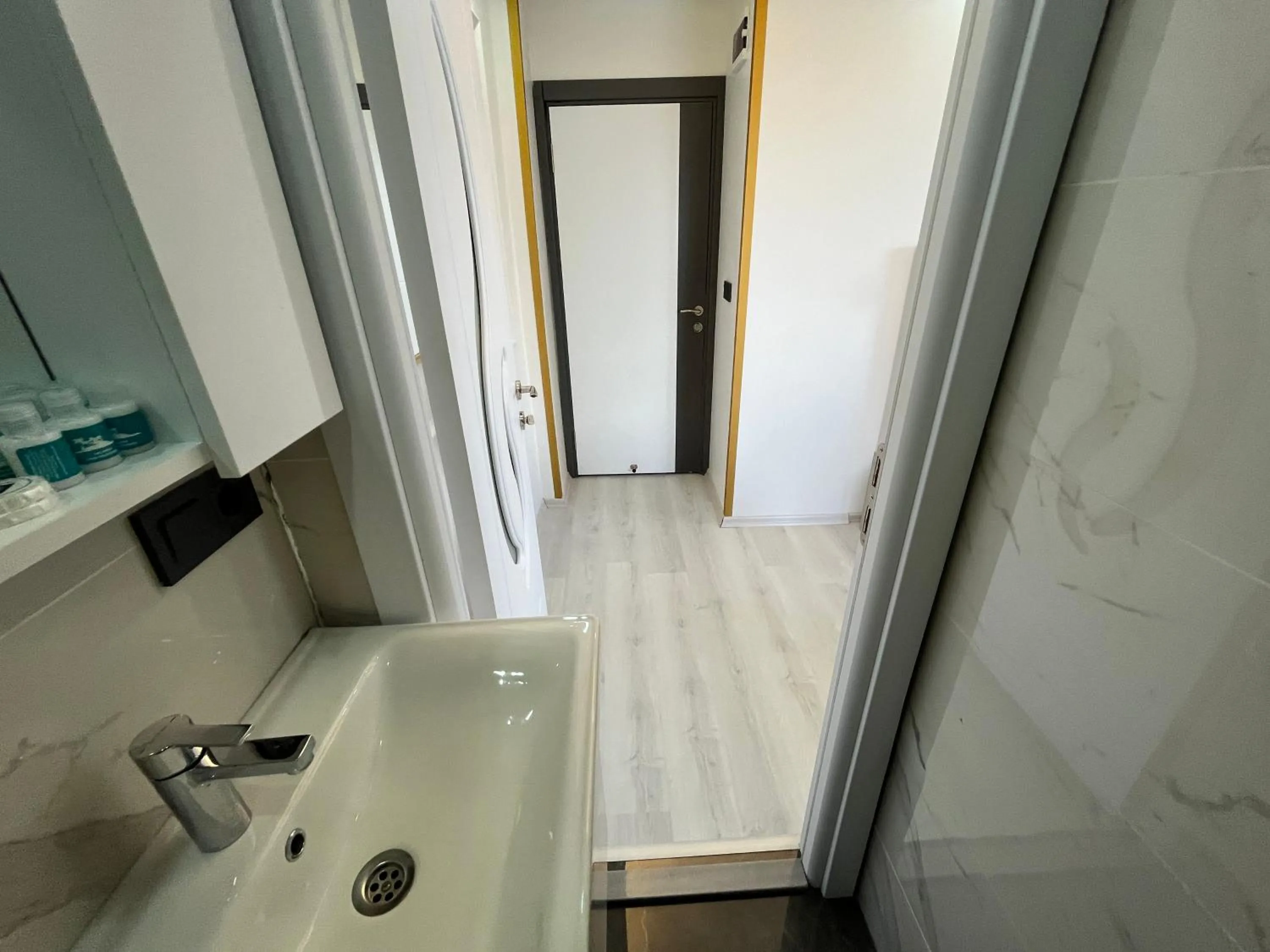 Bathroom in Lale Sultan Hotel