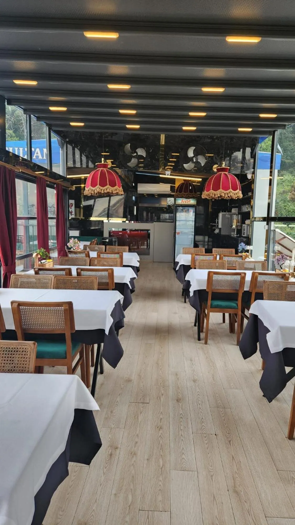 Restaurant/places to eat in Lale Sultan Hotel