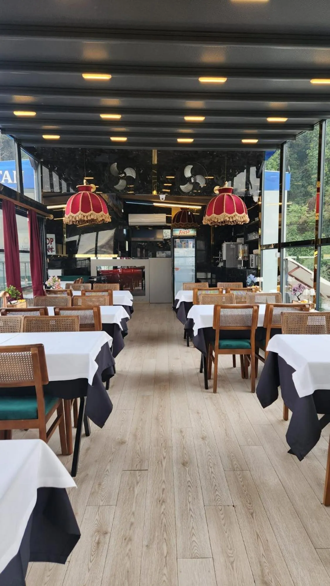 Restaurant/places to eat in Lale Sultan Hotel