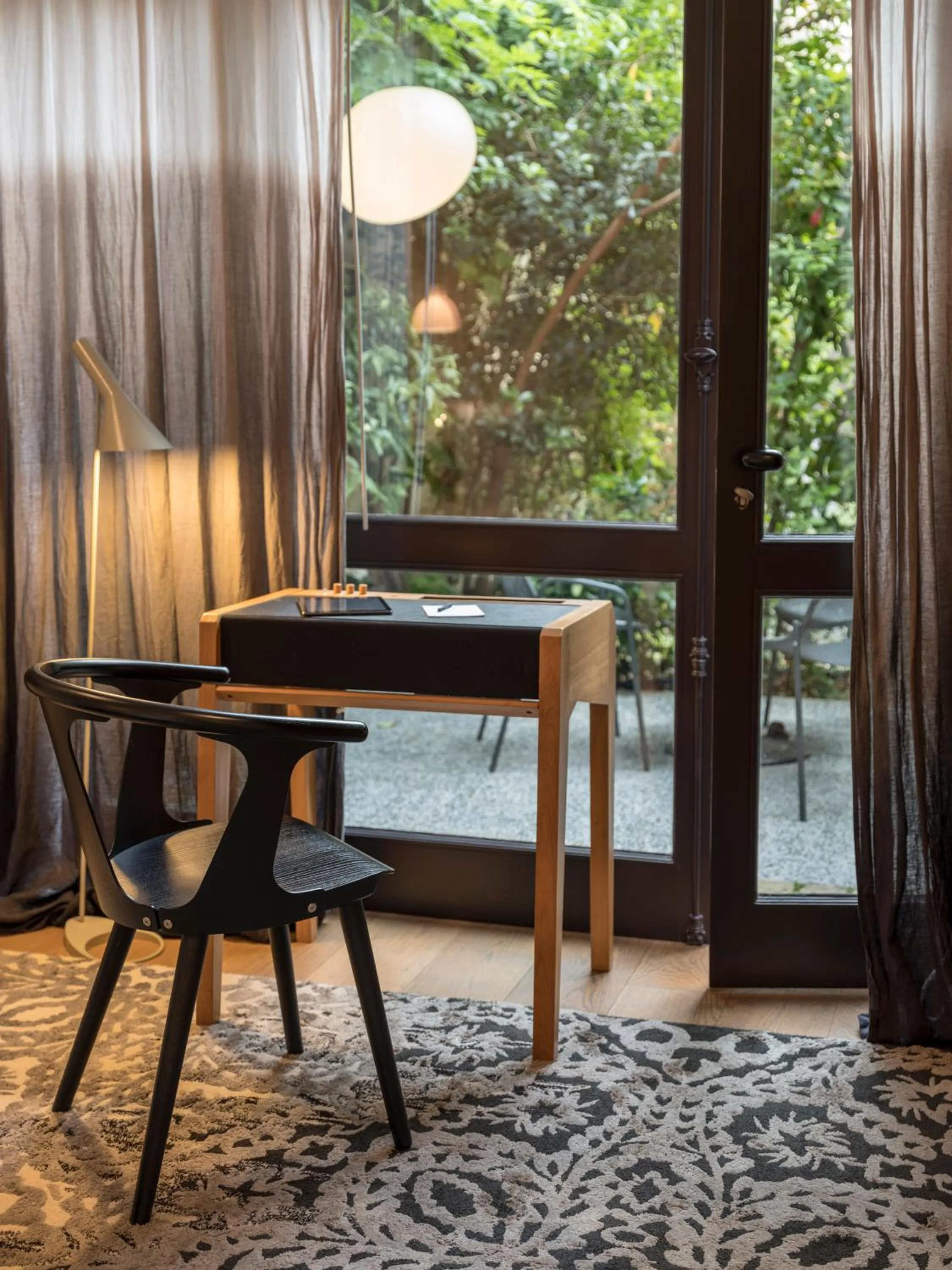 Patio in Yndo Hôtel