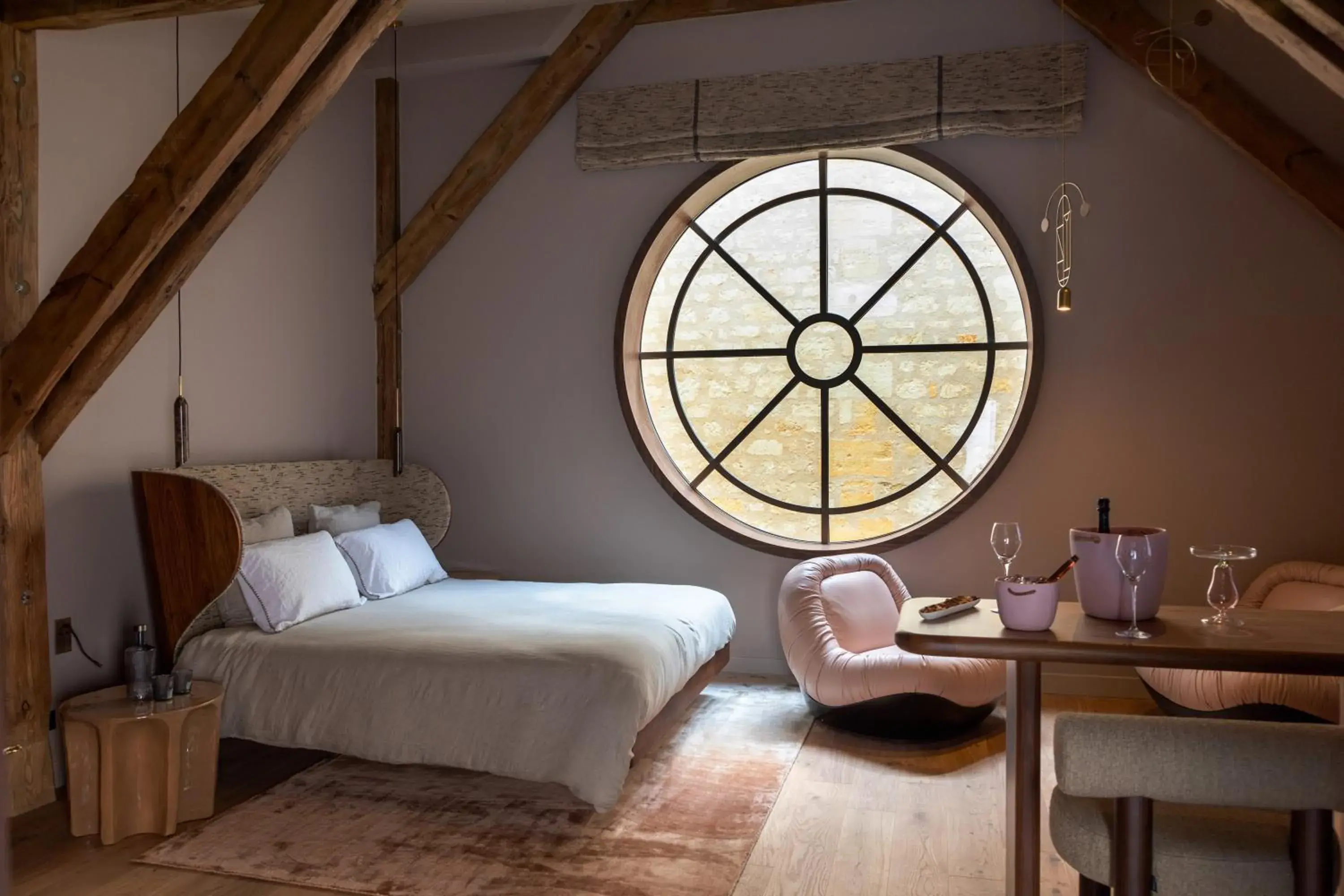 Bed in Yndo Hôtel Bed in Yndo Hôtel