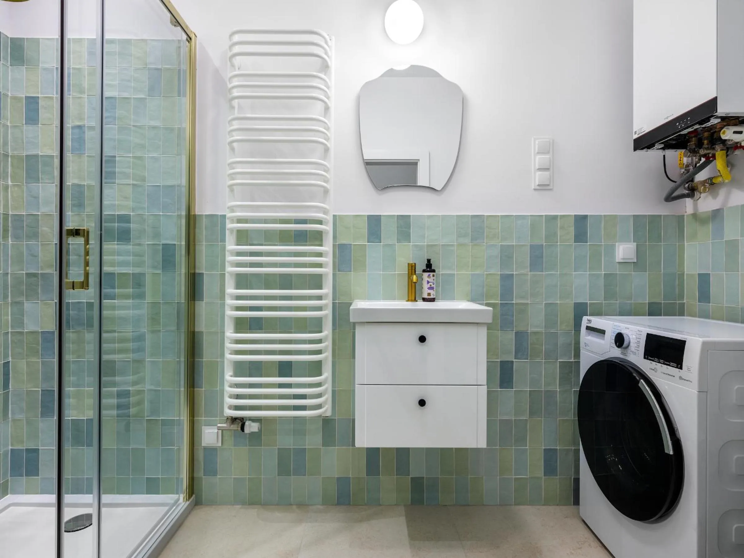Shower in Tyzenhauz Suites Topolowa