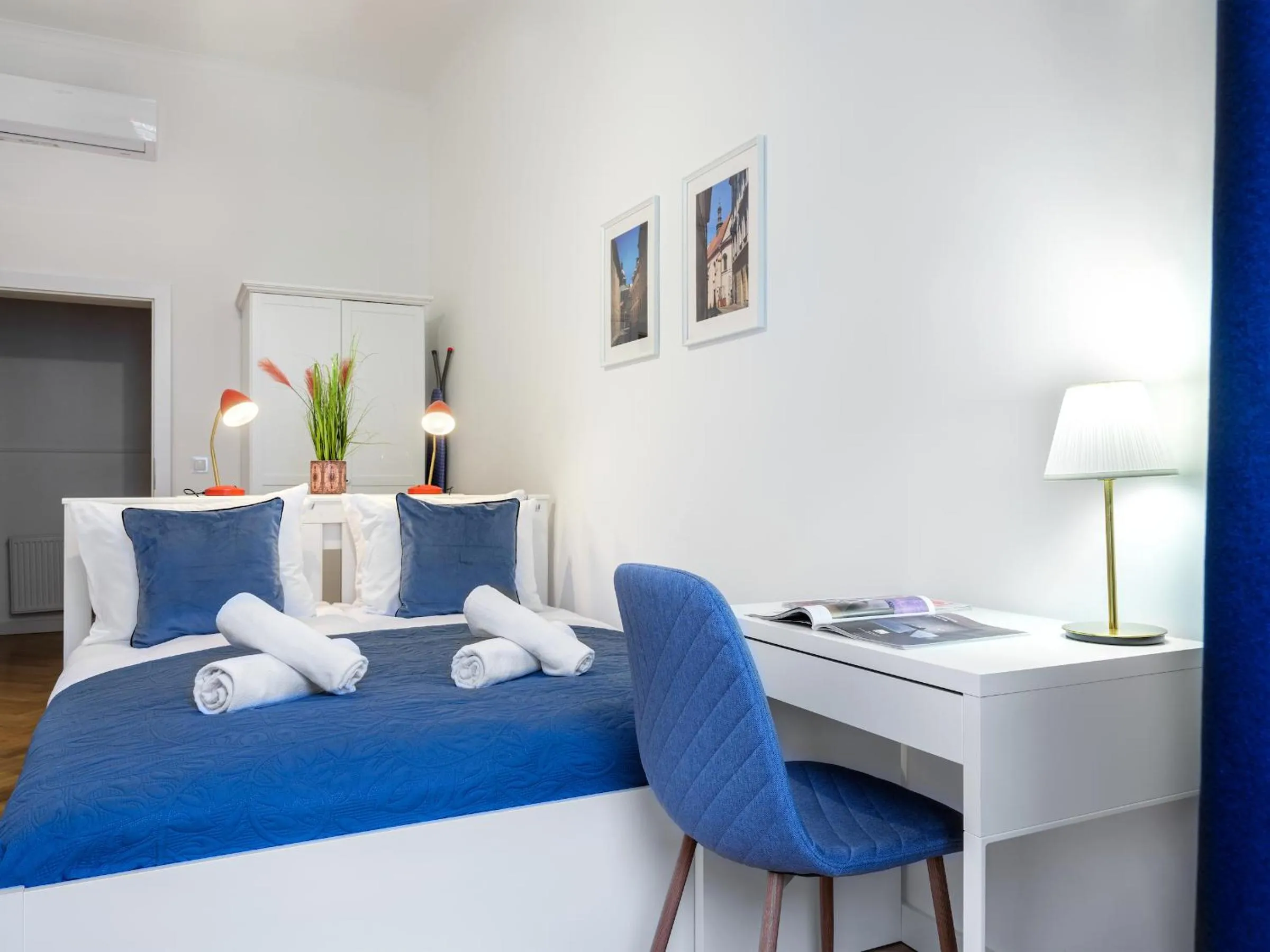 Bed in Tyzenhauz Suites Topolowa
