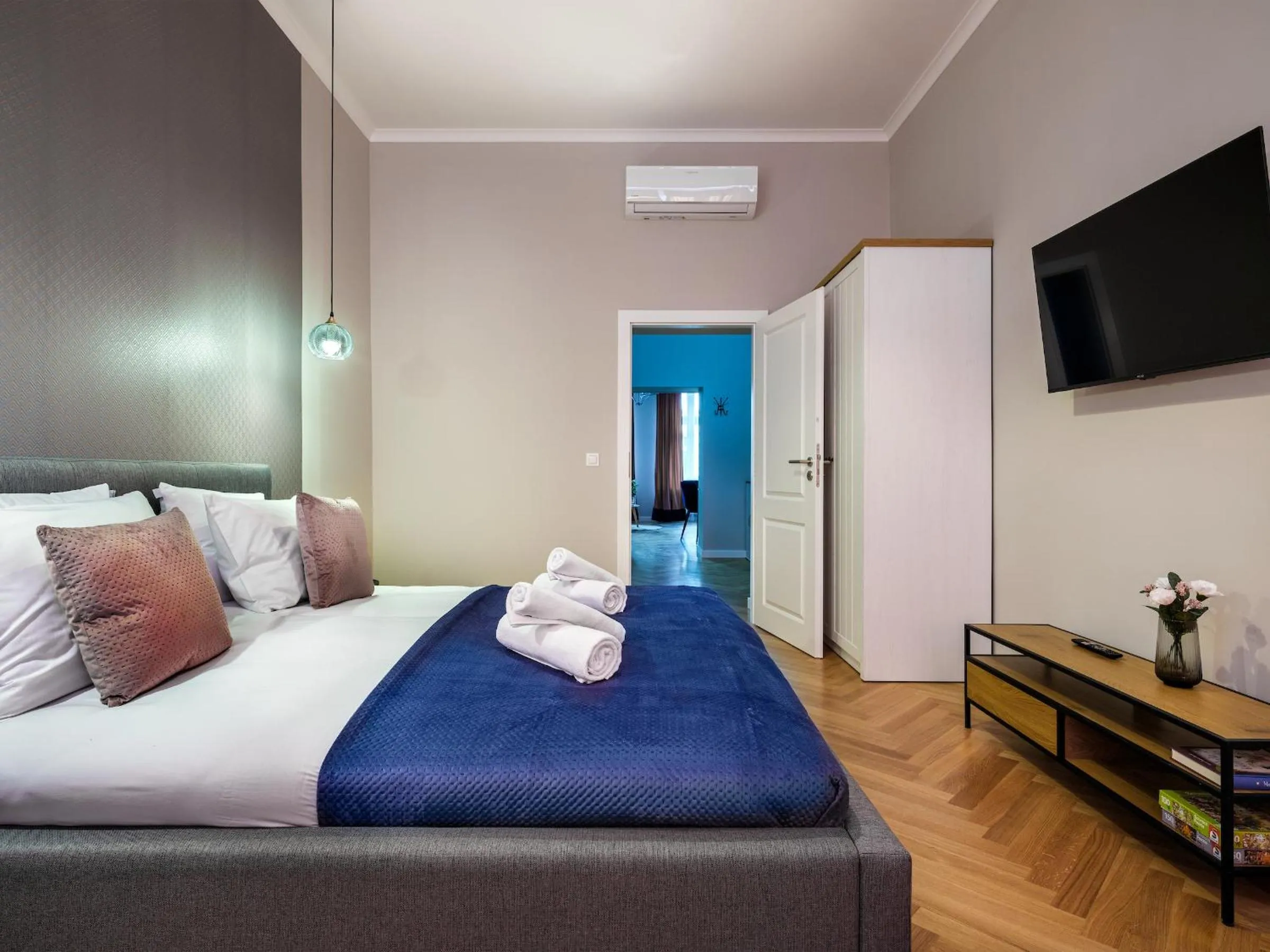 Bed in Tyzenhauz Suites Topolowa