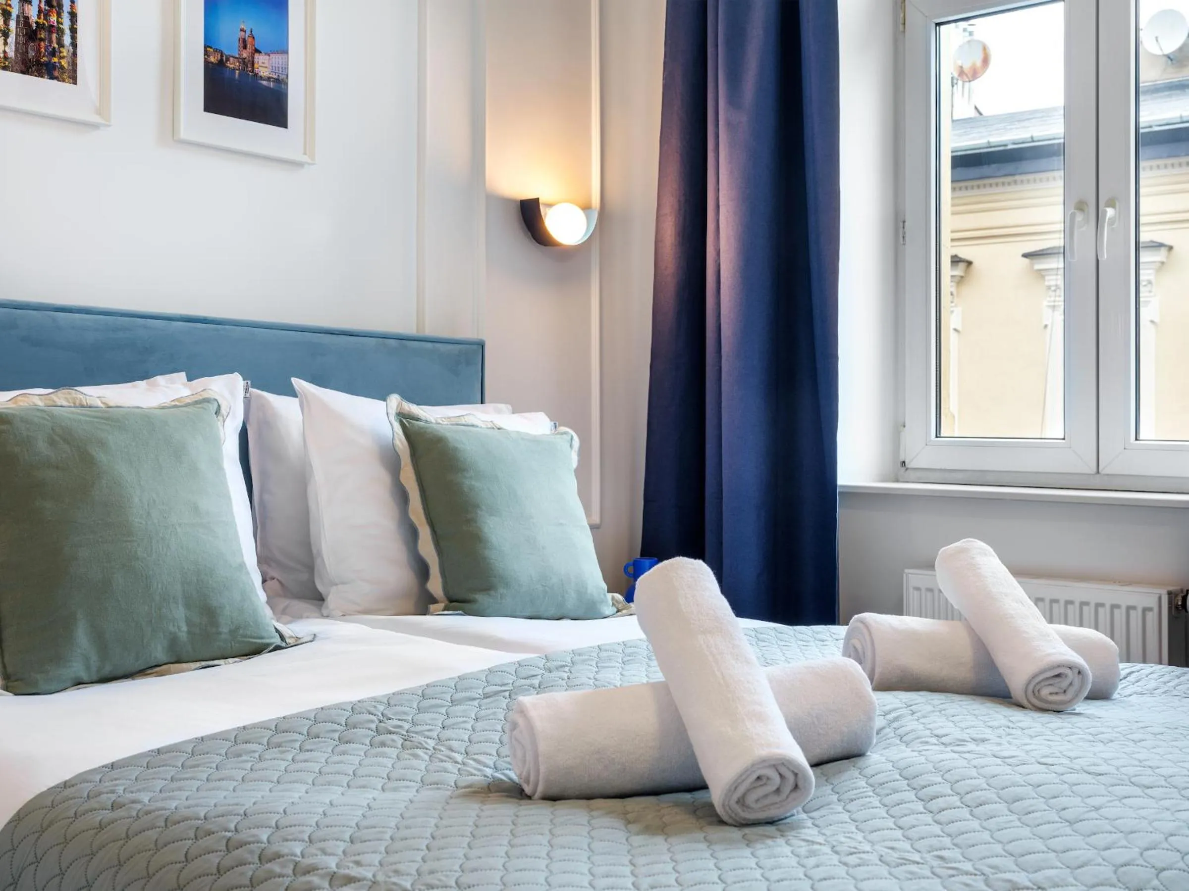 Bed in Tyzenhauz Suites Topolowa