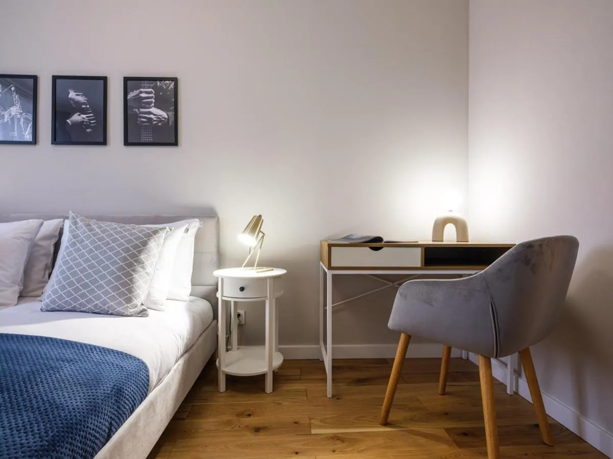 Bed in Tyzenhauz Suites Topolowa
