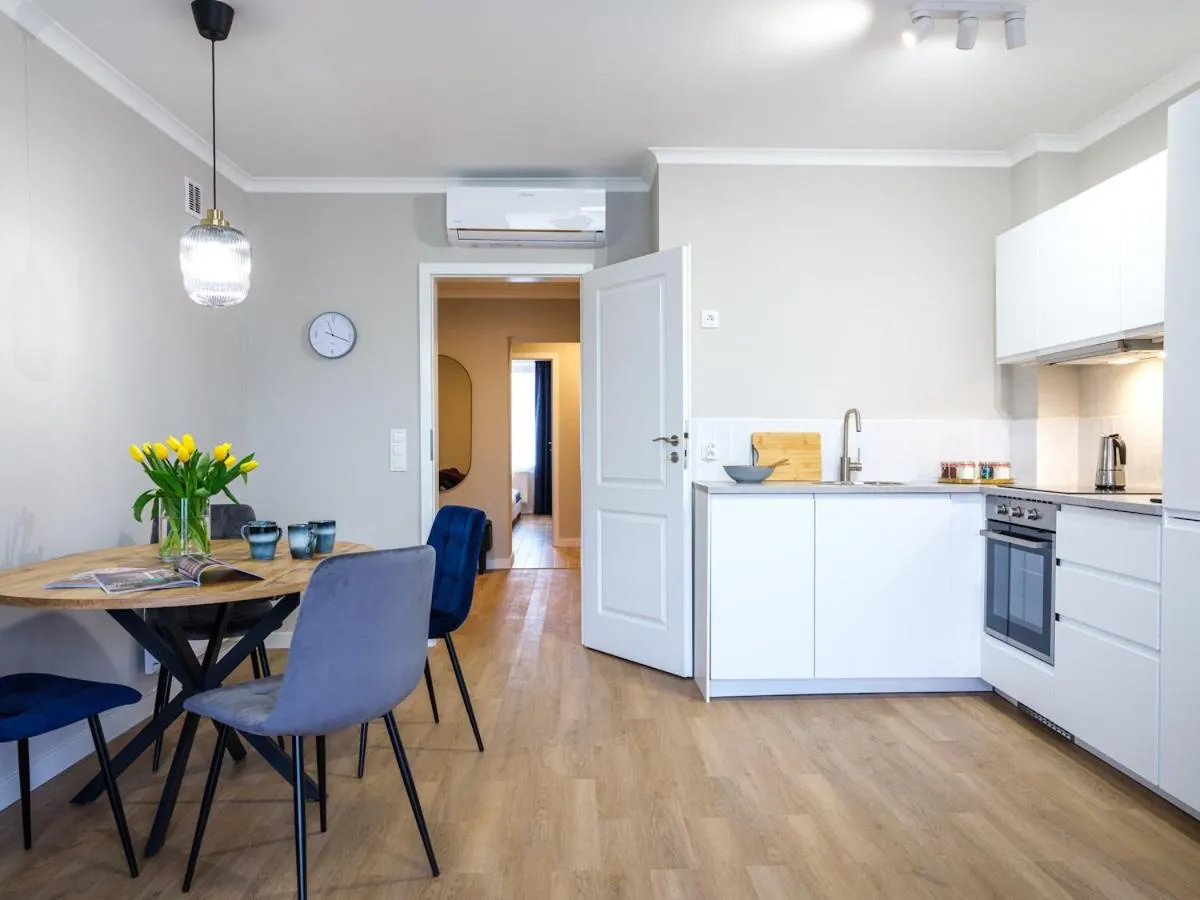 Kitchen or kitchenette in Tyzenhauz Suites Topolowa
