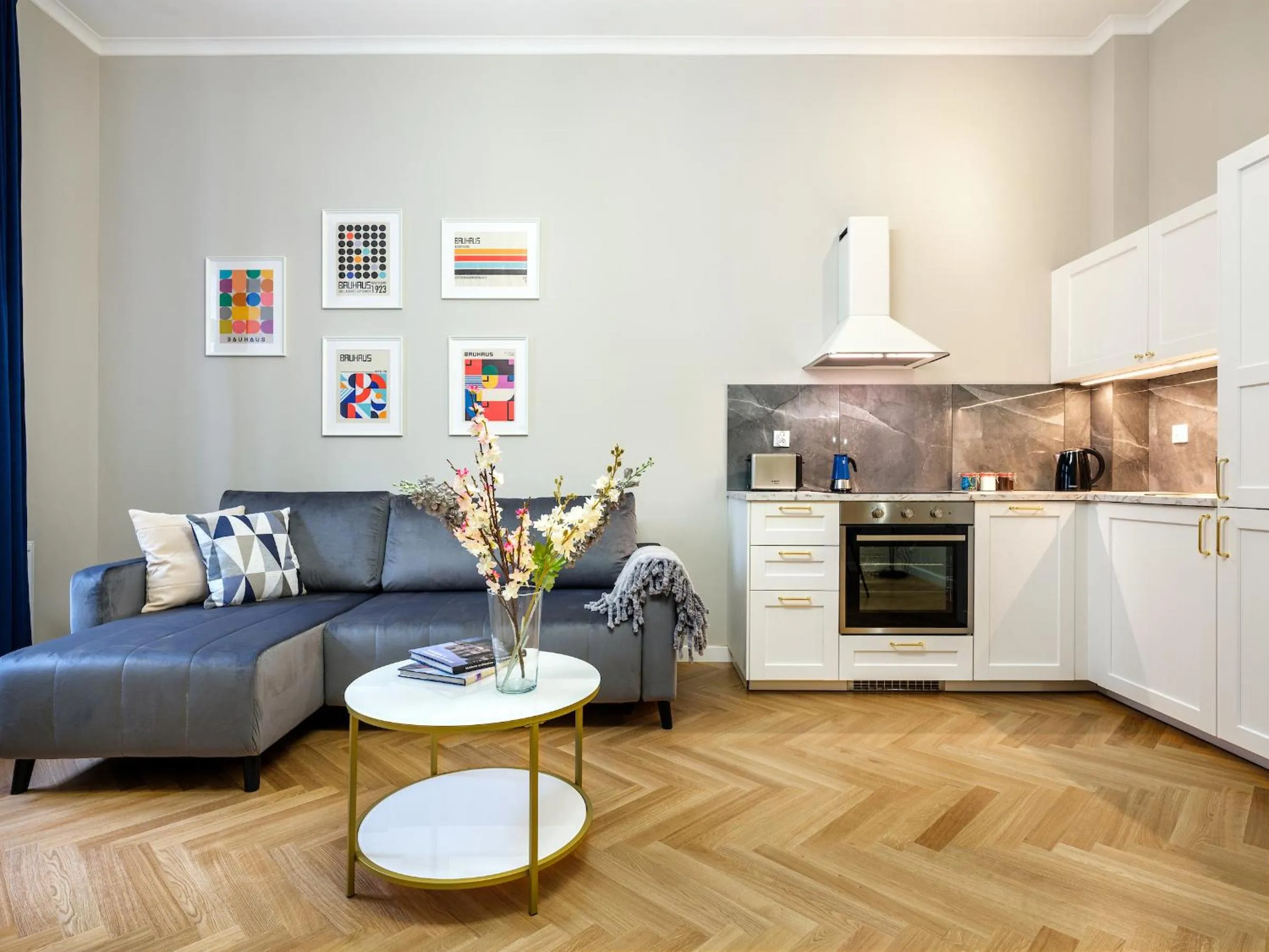 Kitchen or kitchenette in Tyzenhauz Suites Topolowa