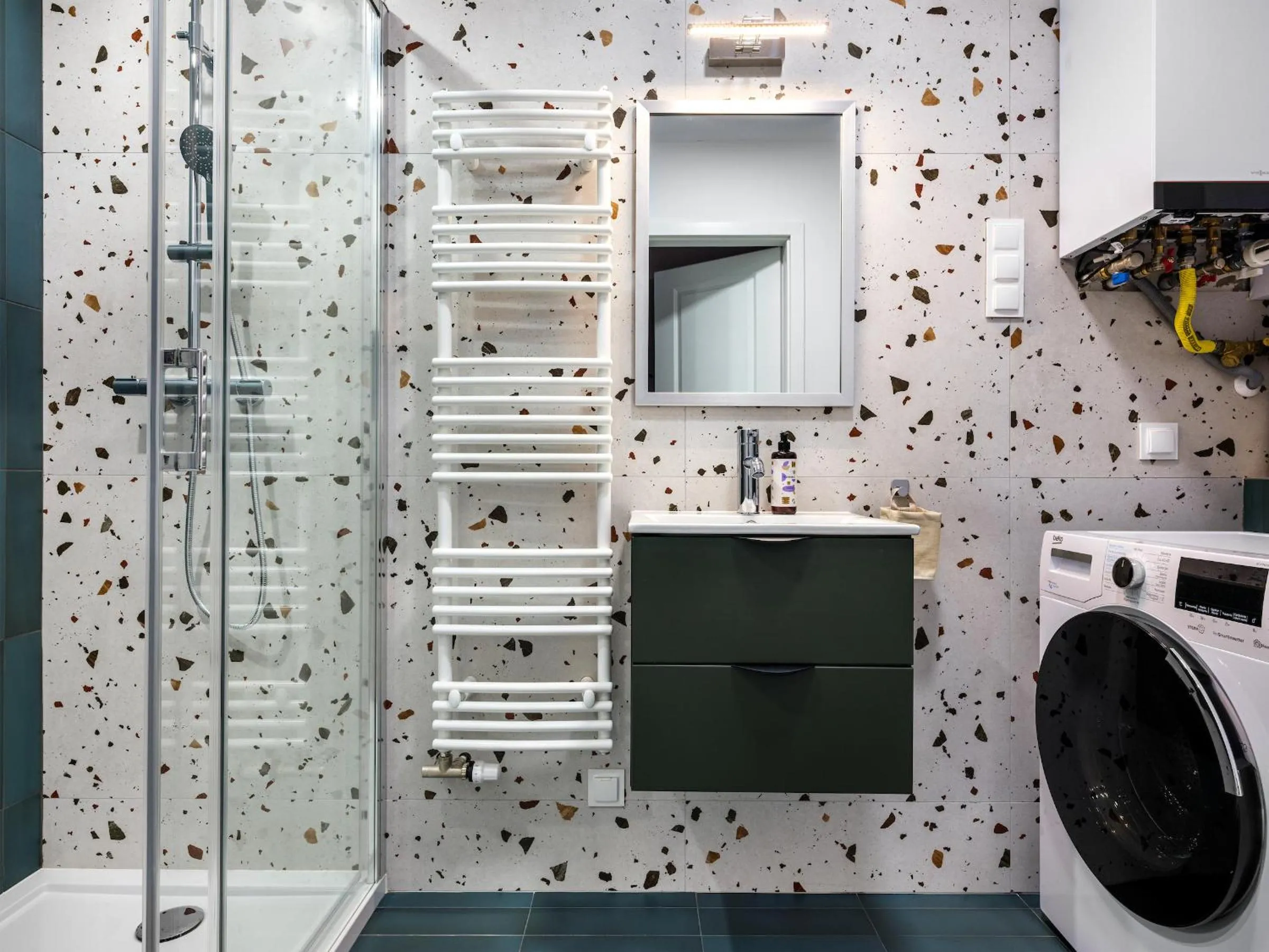 Shower in Tyzenhauz Suites Topolowa