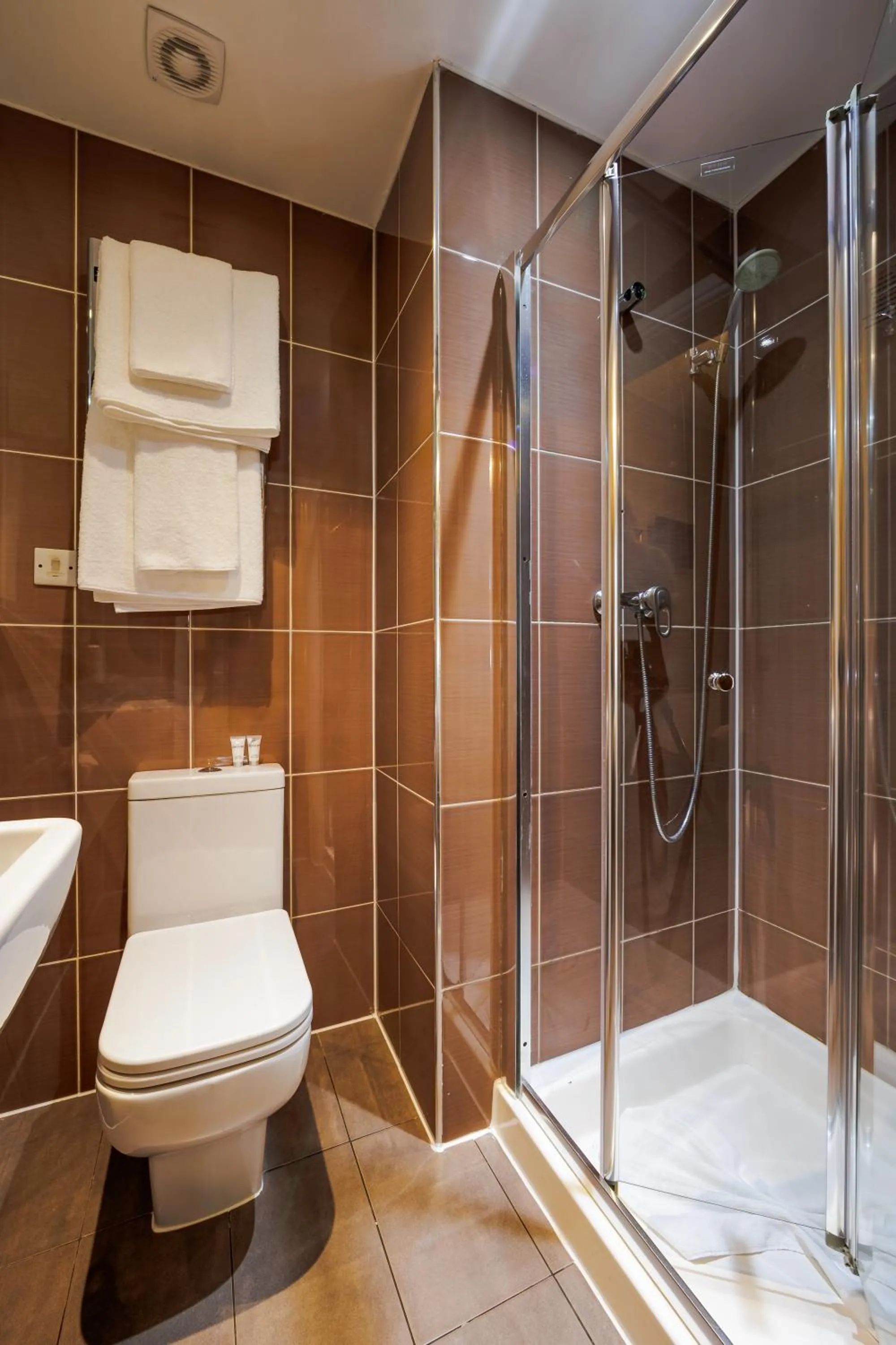 Queens Park Premier London Hyde Park