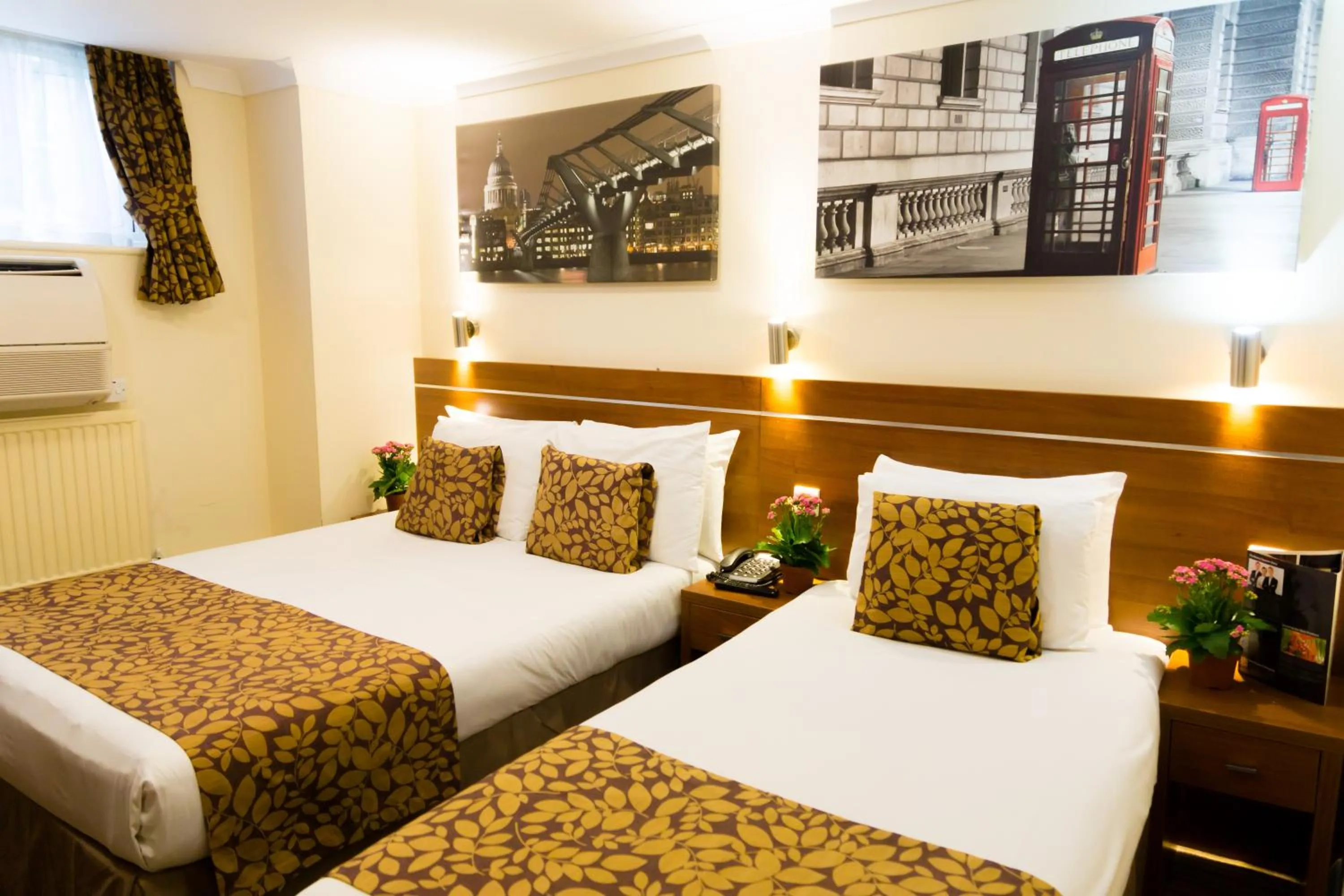 Bed in Queens Park Premier London Hyde Park