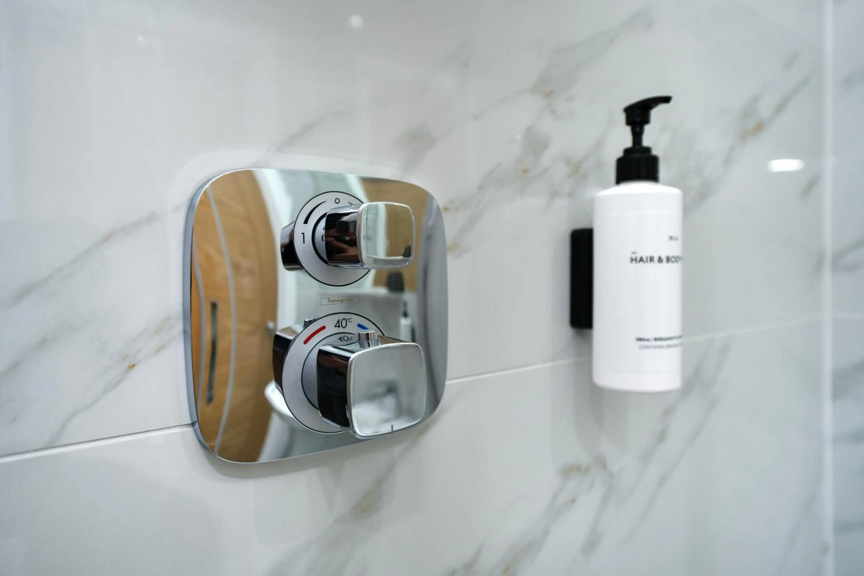 Bathroom in Queens Park Premier London Hyde Park