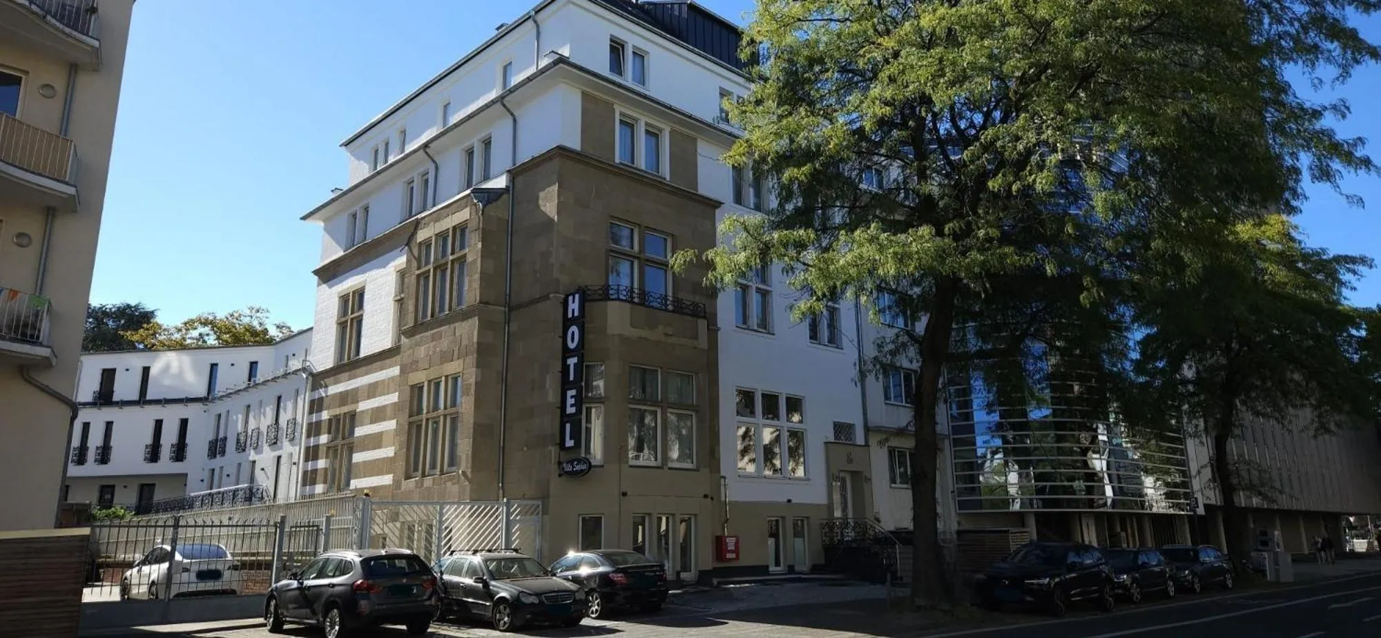 Property building in Hotel Villa Sophia