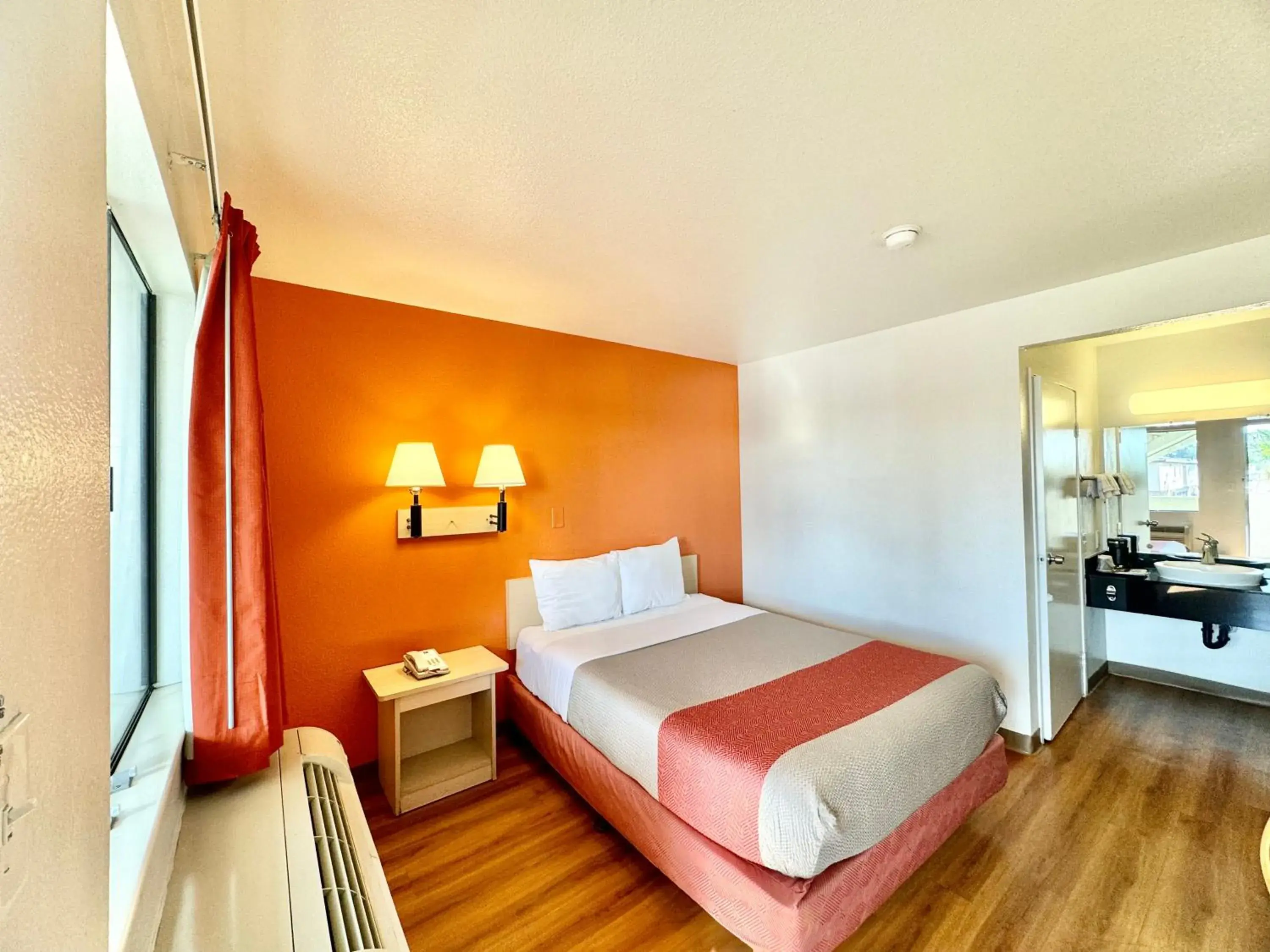 Bedroom, Bed in Studio 6 Bellflower CA Los Angeles Bedroom, Bed in Studio 6 Bellflower CA Los Angeles