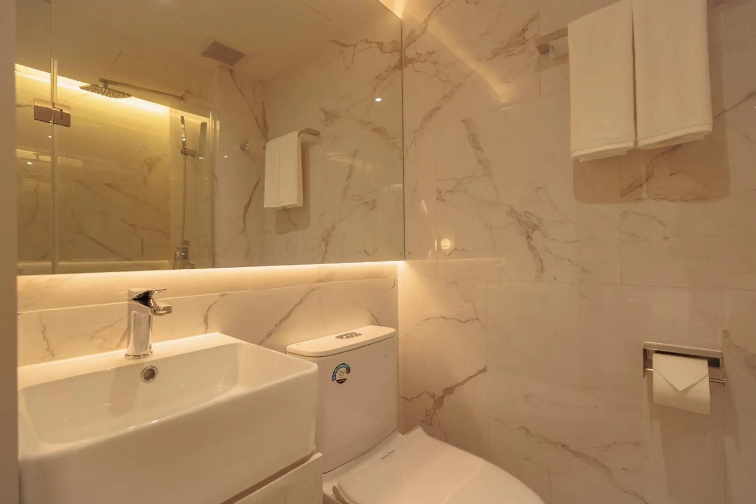 Studio Room with Double Bed in CORRIDOR 2407 Studio Room with Double Bed in CORRIDOR 2407