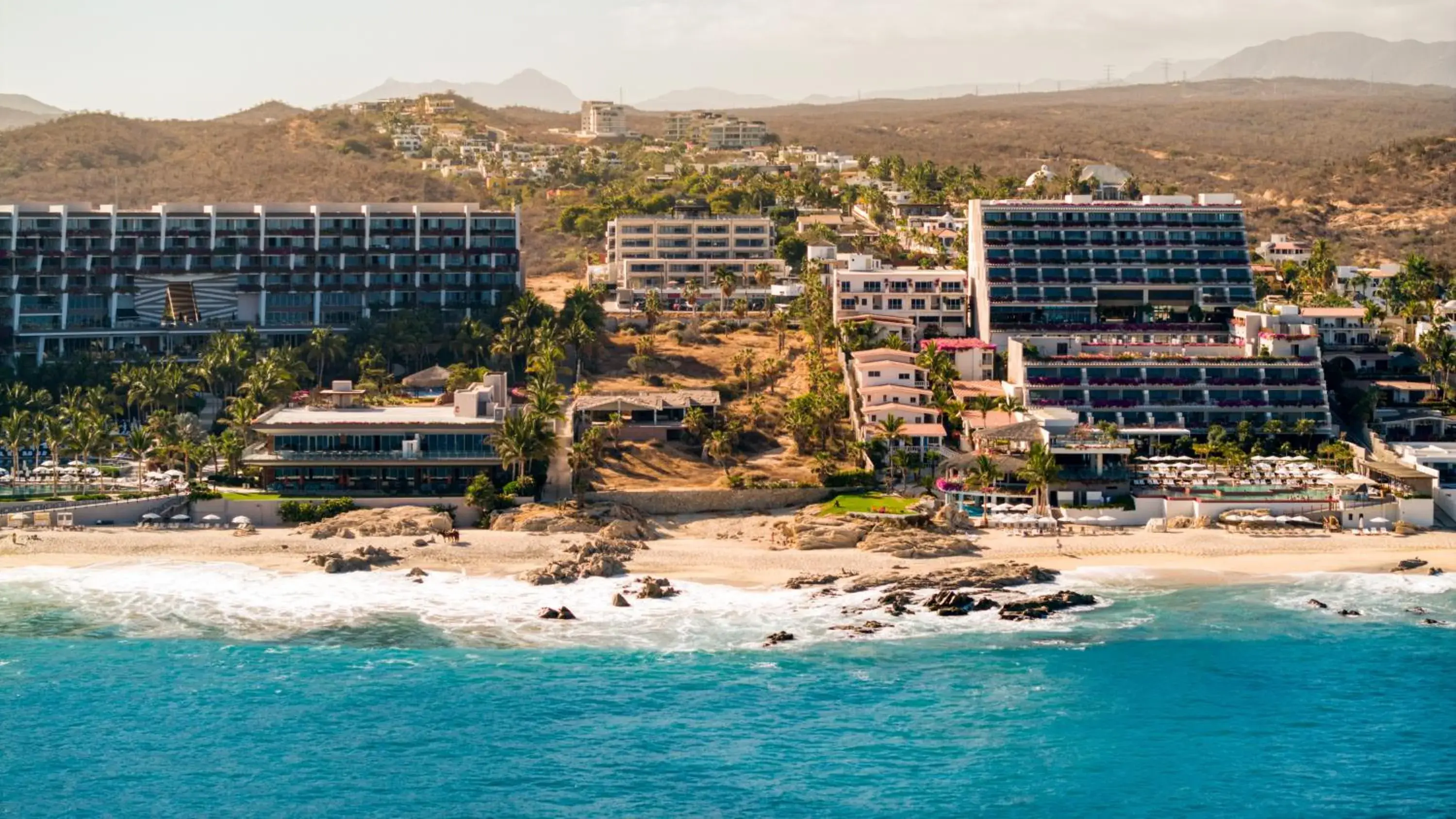 Property building in Marella Cabo Property building in Marella Cabo