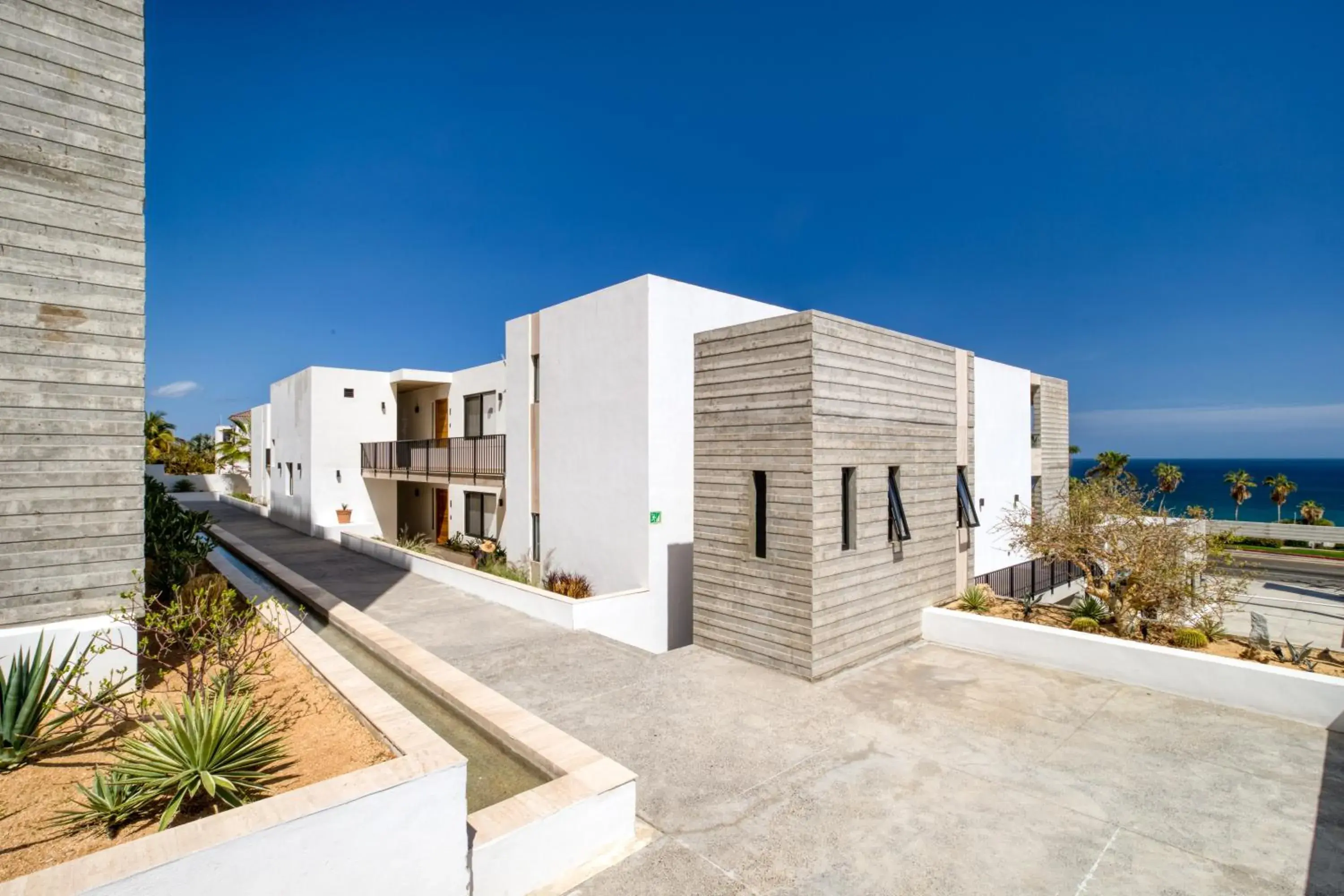 Property building in Marella Cabo Property building in Marella Cabo
