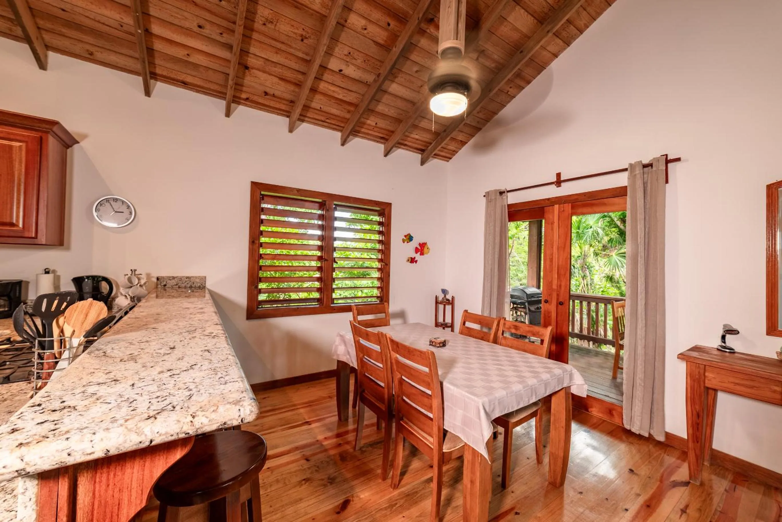 Dining area in Cocolobo Resort