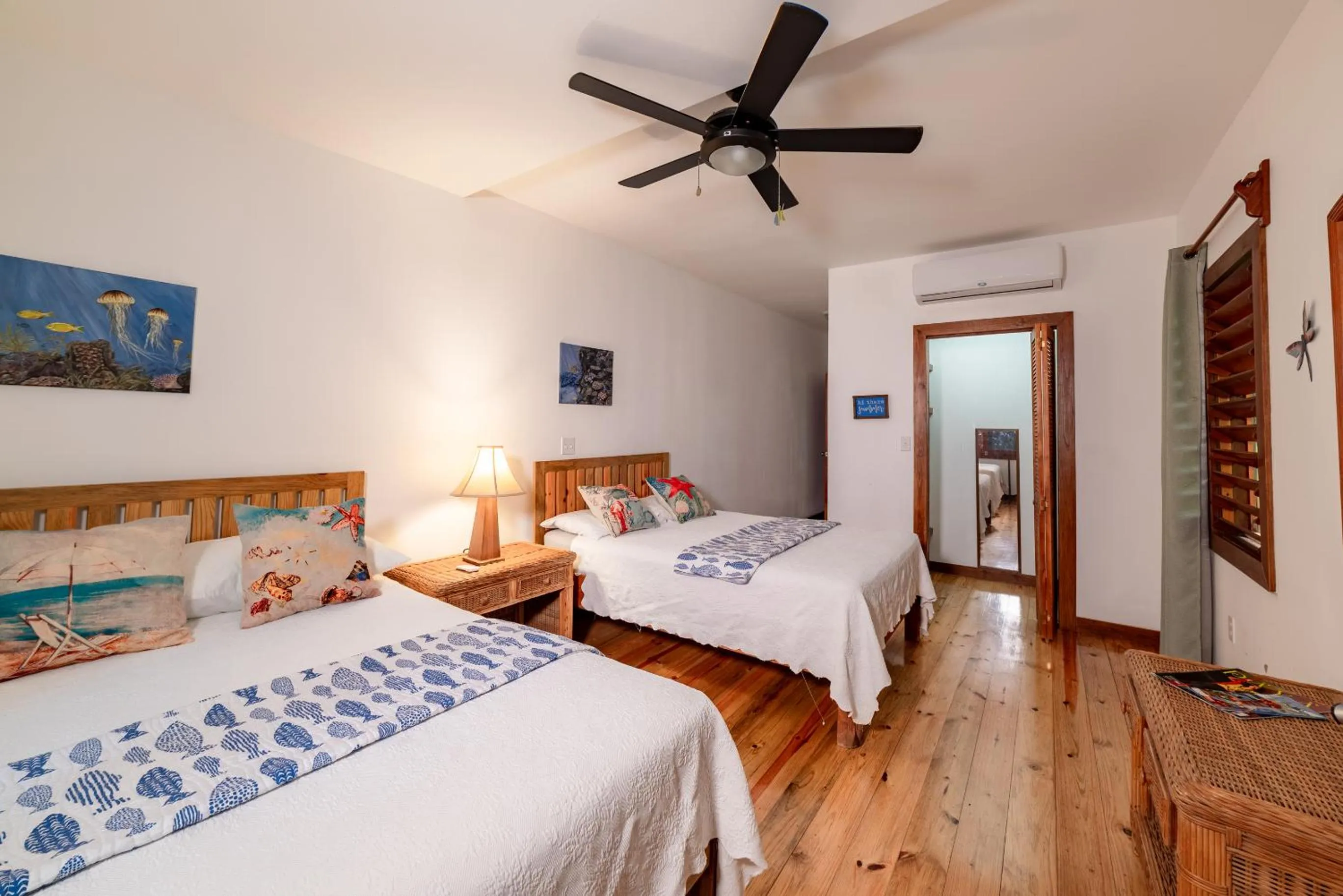 Bedroom, Bed in Cocolobo Resort