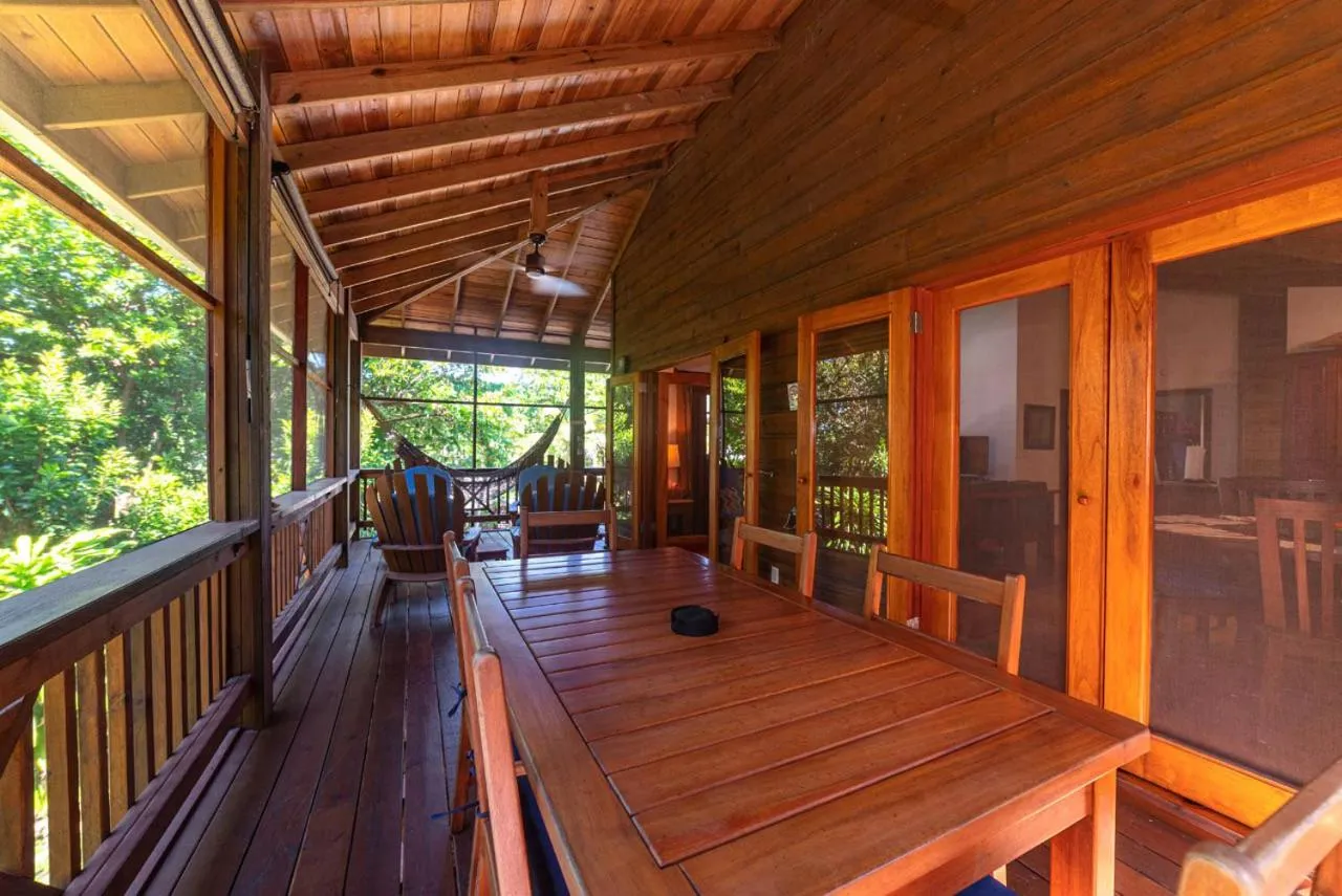 Dining area in Cocolobo Resort