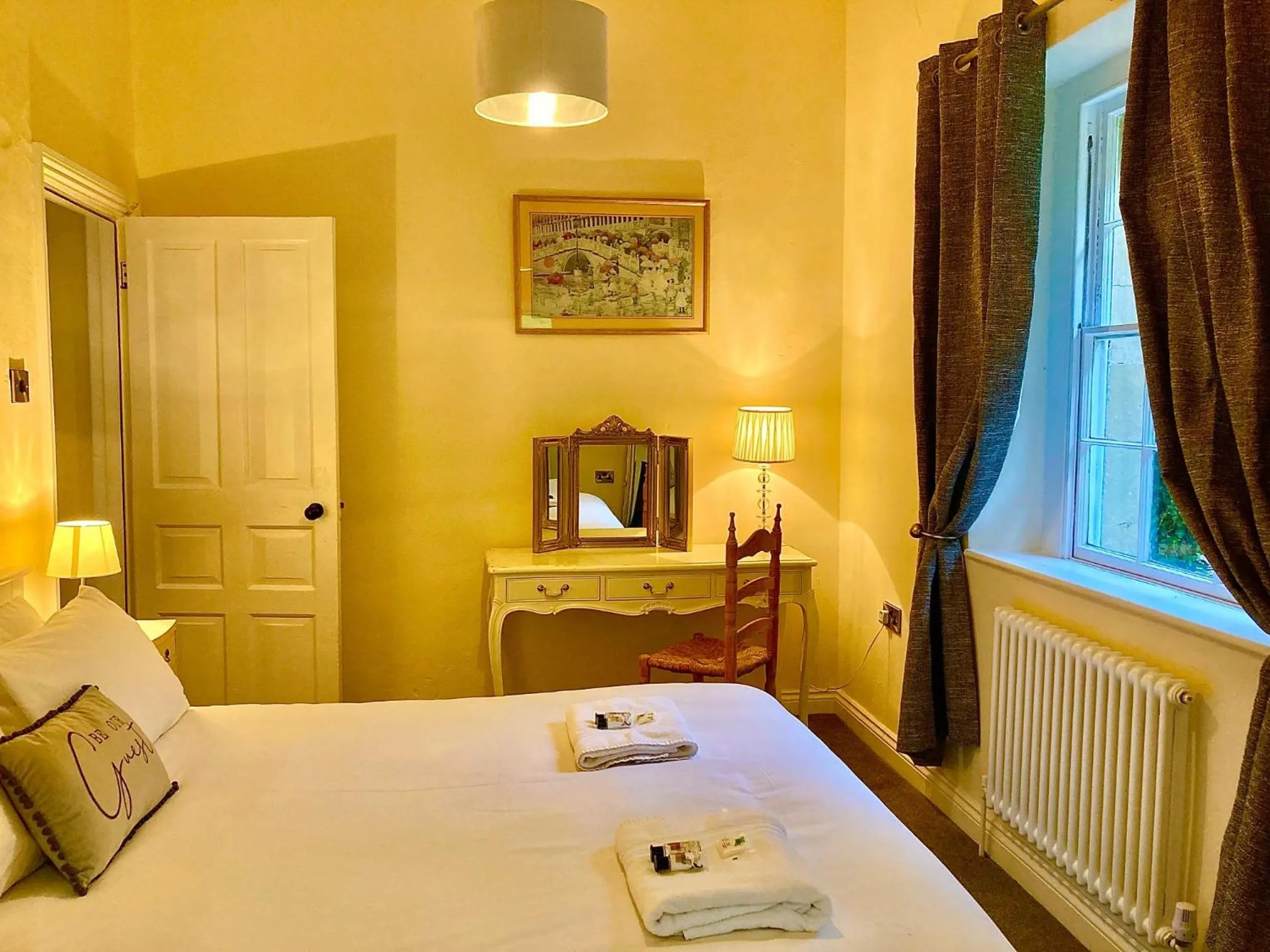 Bed in Orchardleigh Estate