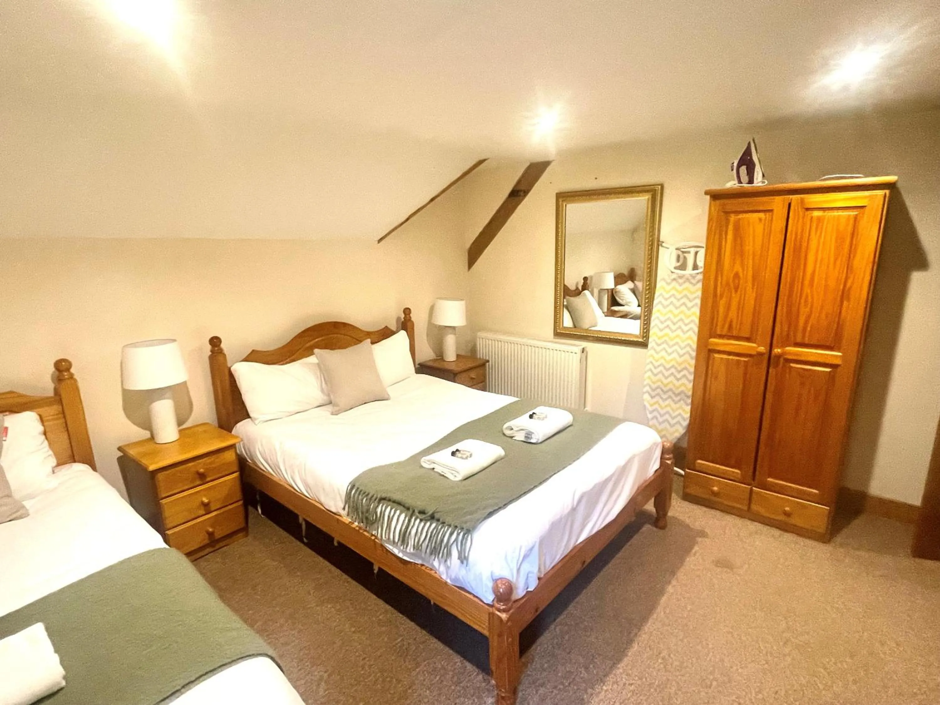 Bed in Orchardleigh Estate