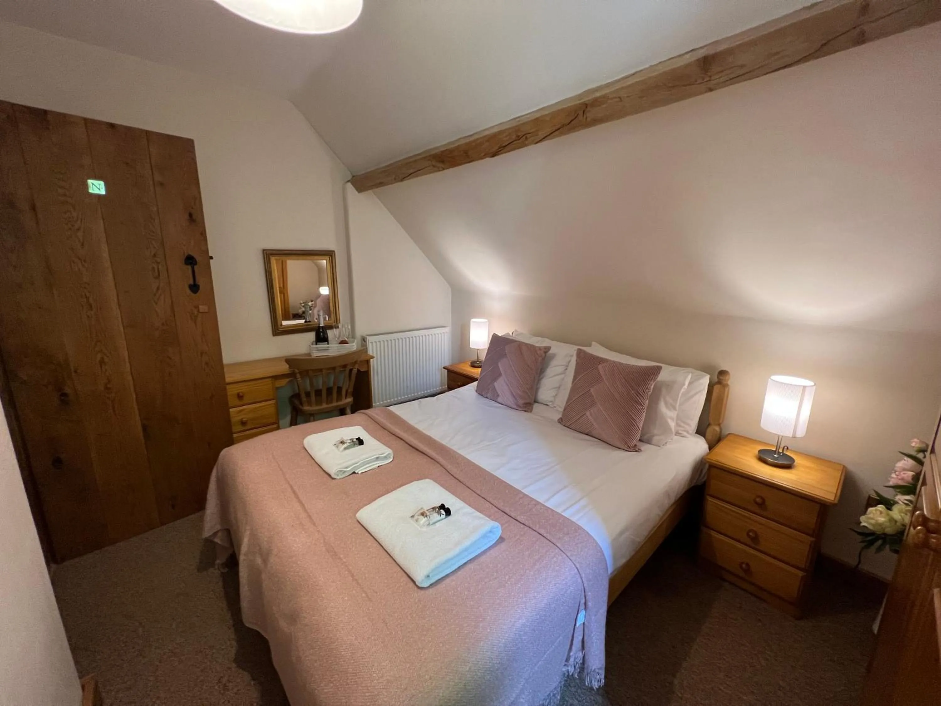 Bed in Orchardleigh Estate