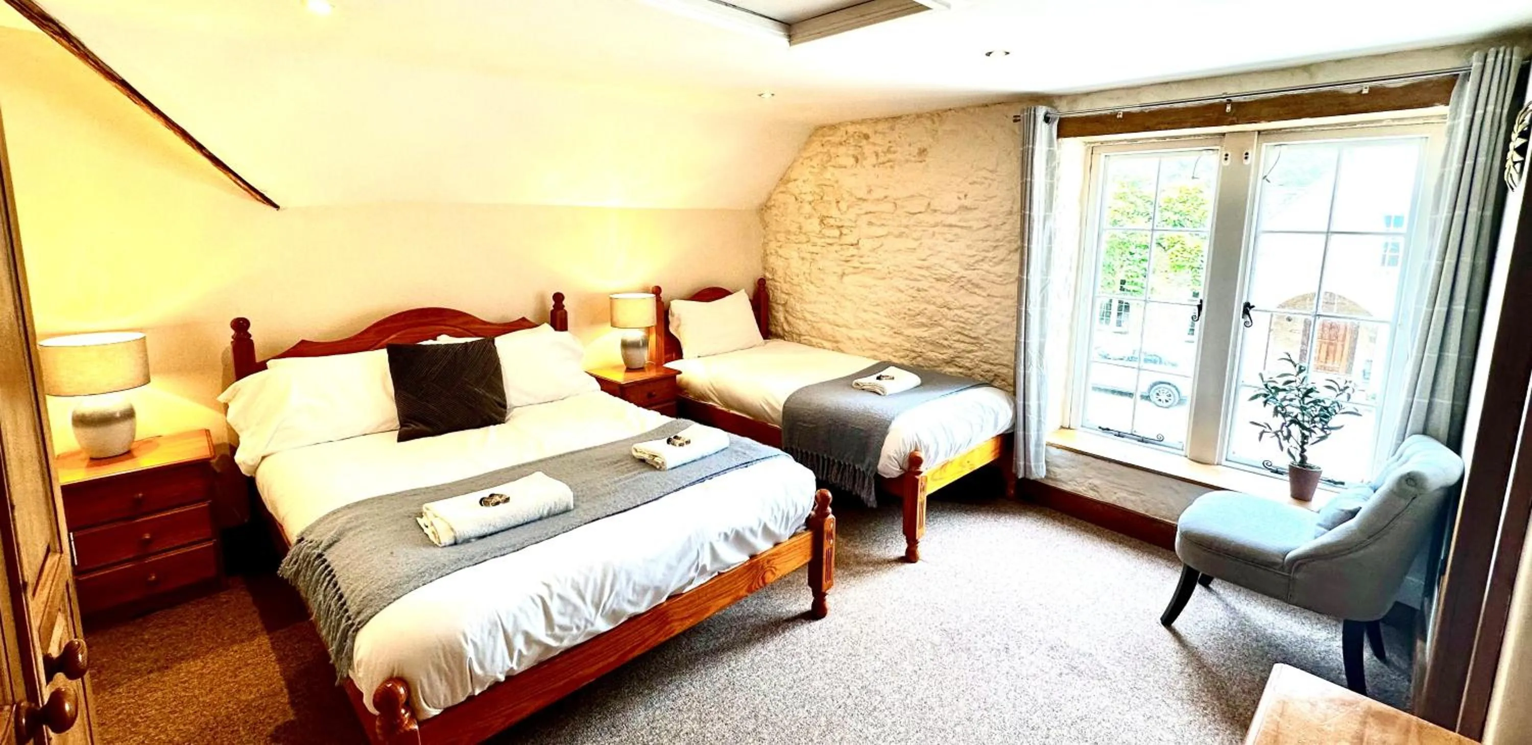 Bed in Orchardleigh Estate