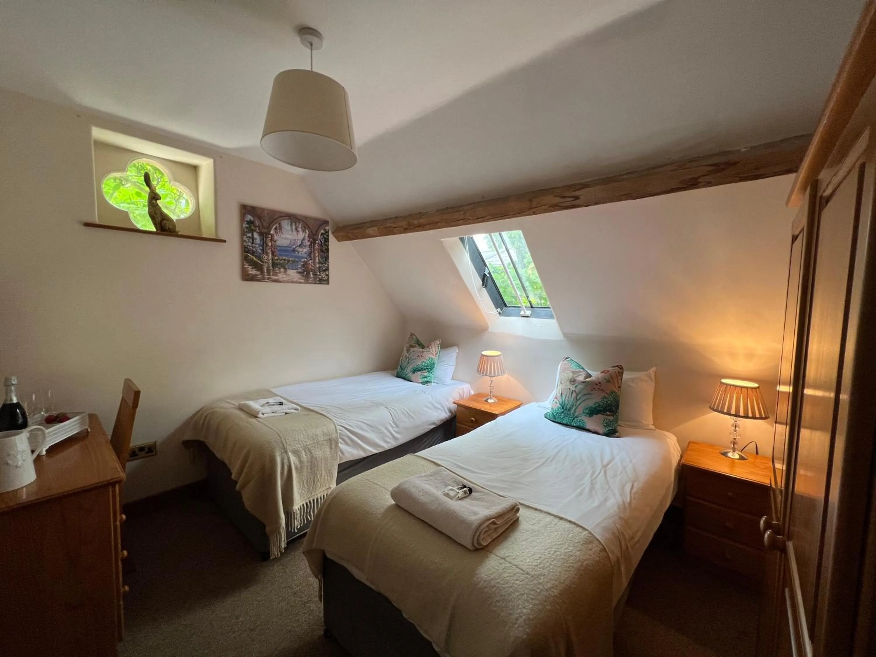 Bed in Orchardleigh Estate