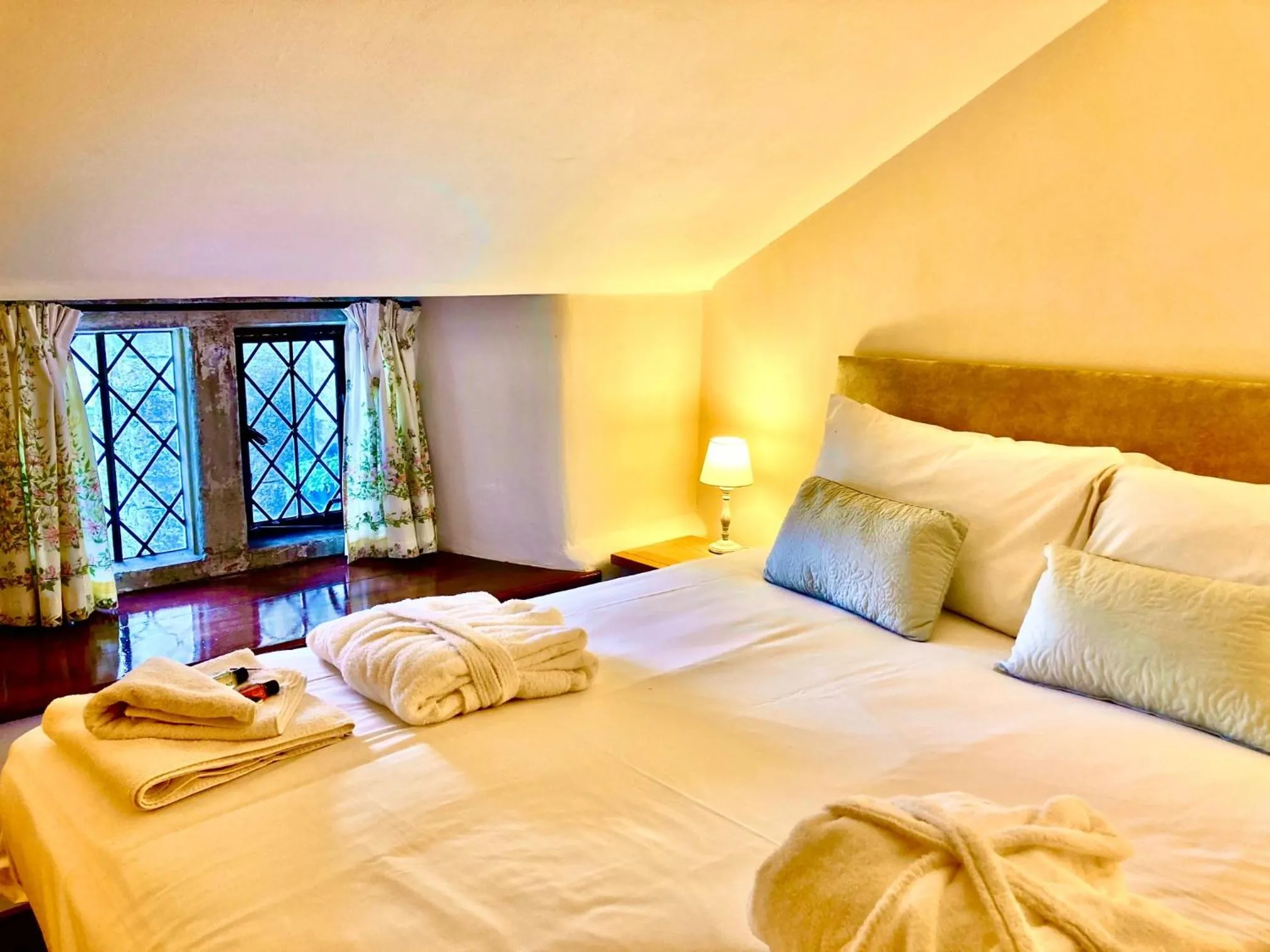 Bed in Orchardleigh Estate