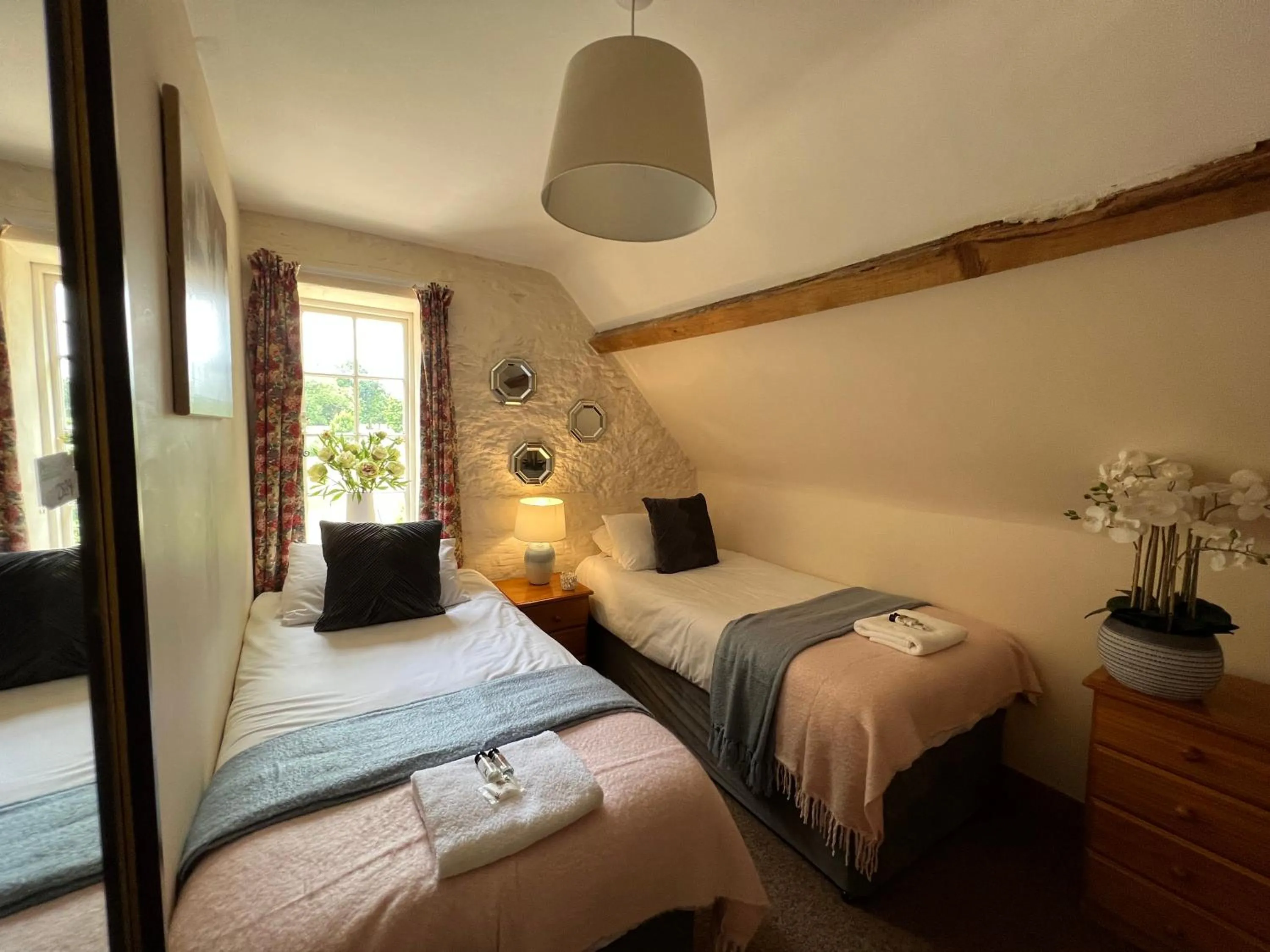 Bed in Orchardleigh Estate