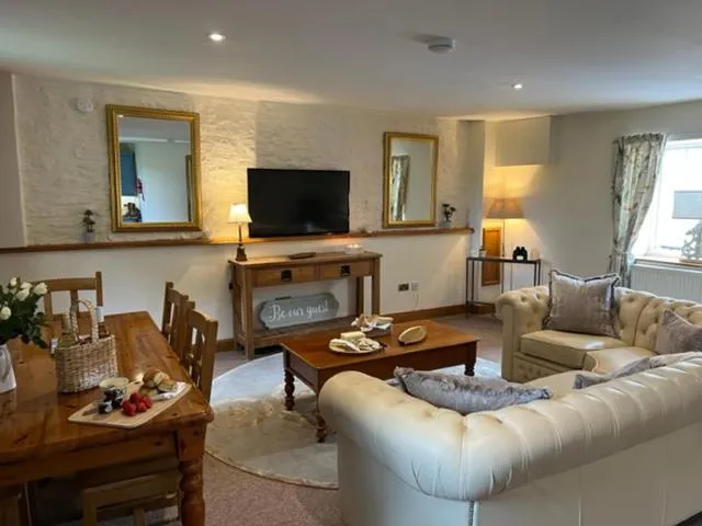 Orchardleigh Estate