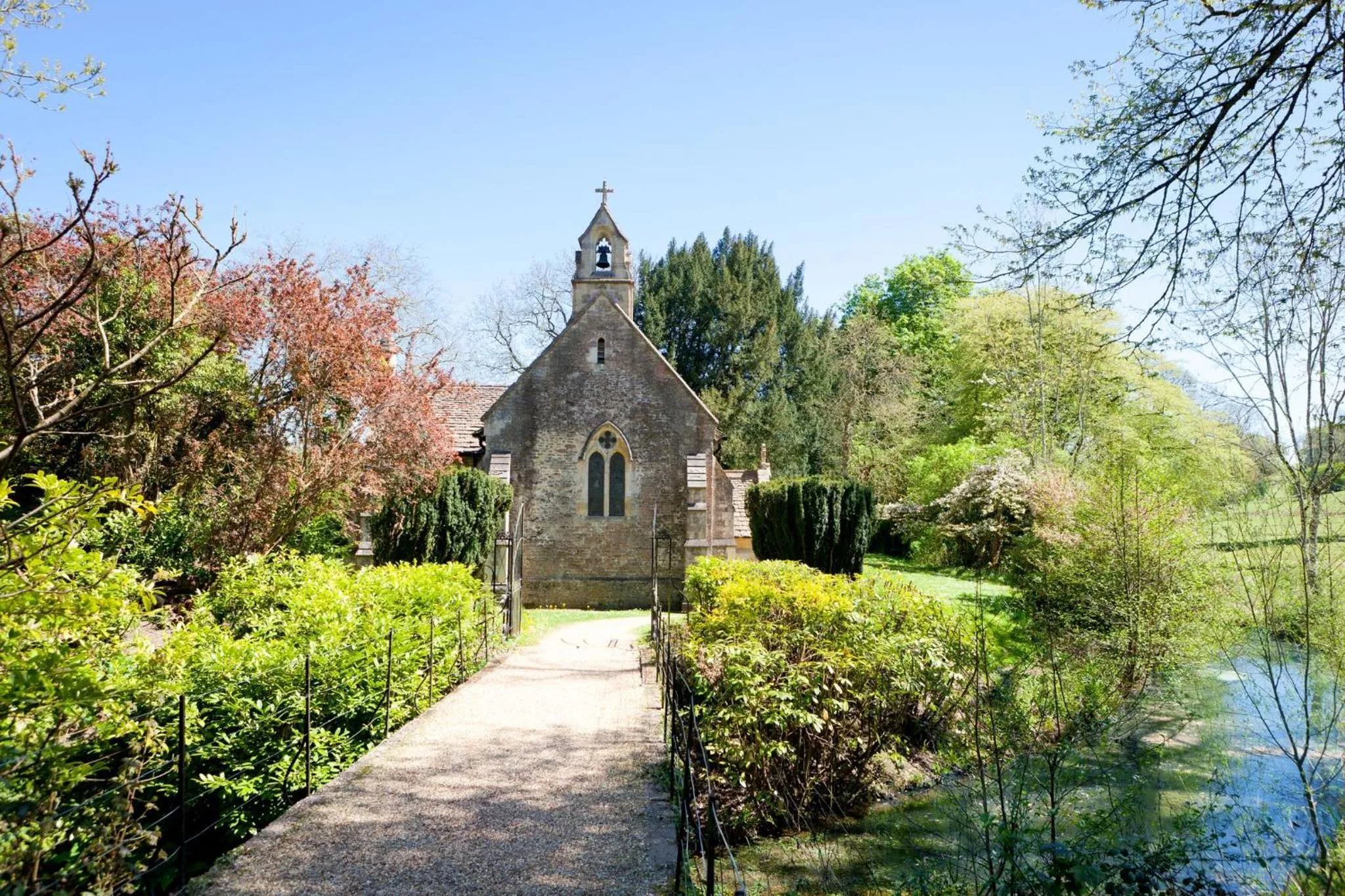 Natural landscape in Orchardleigh Estate