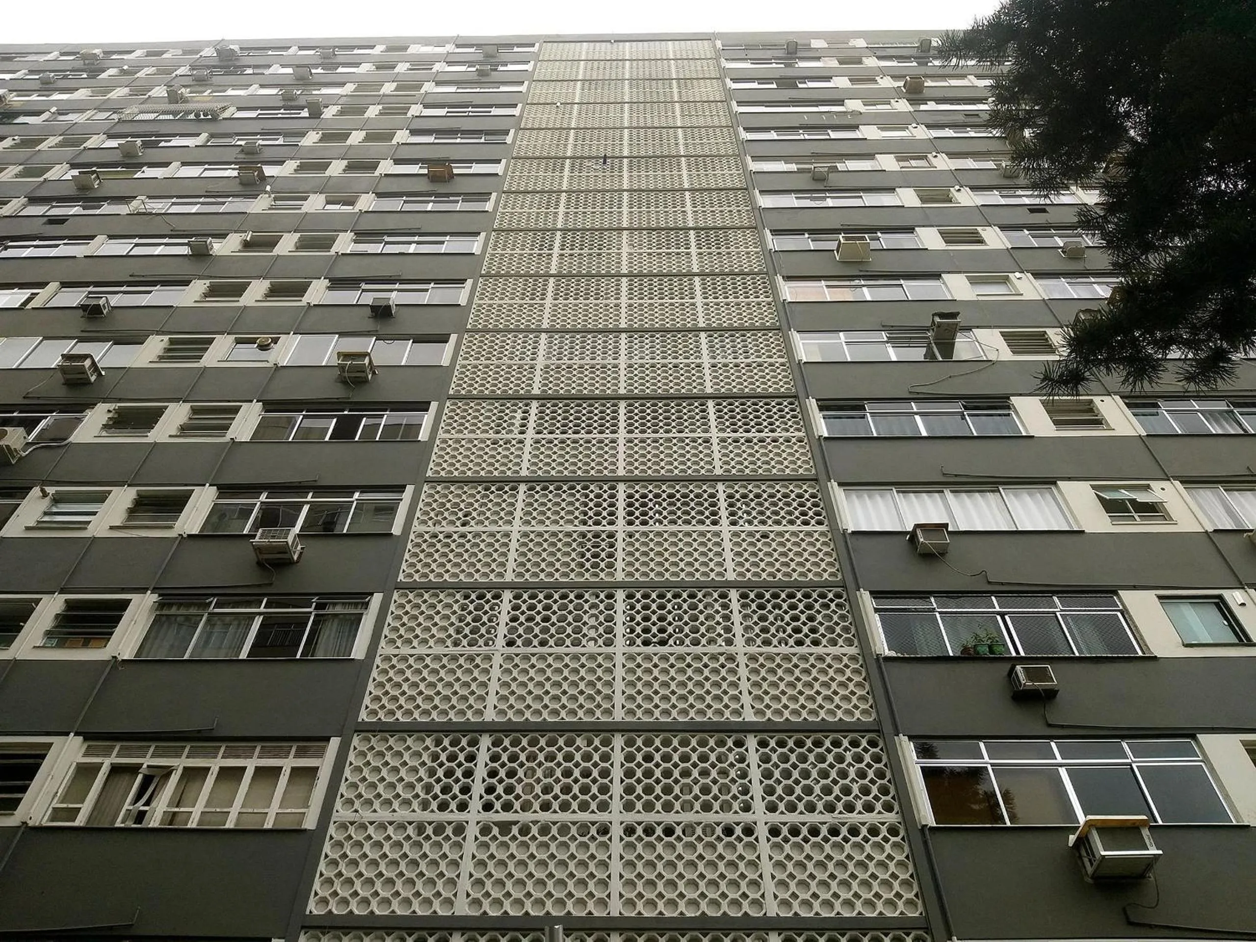 Off site in Must Leblon - pacote: 4 Hóspedes, Praia + 1 Ticket