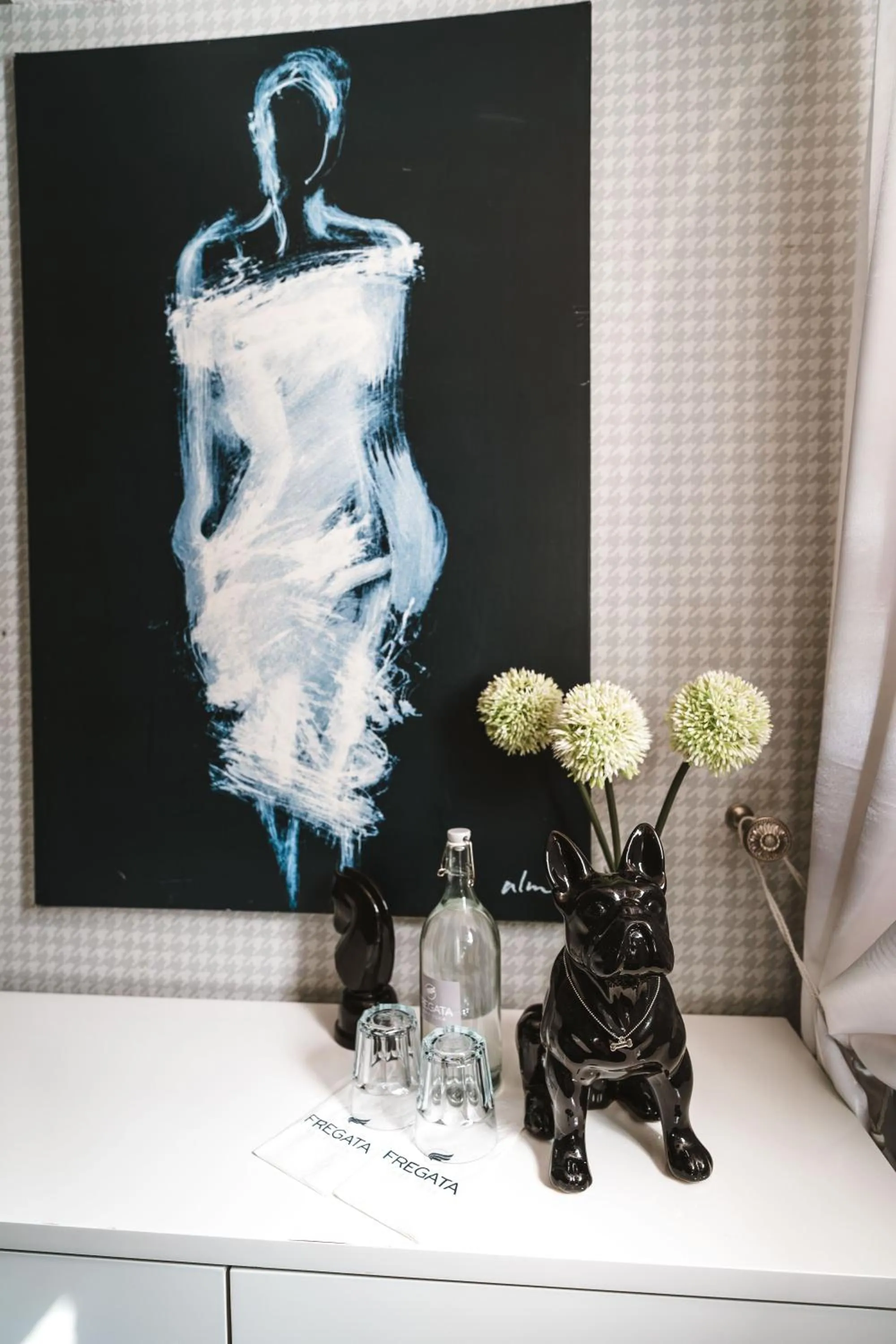 Decorative detail in Fregata