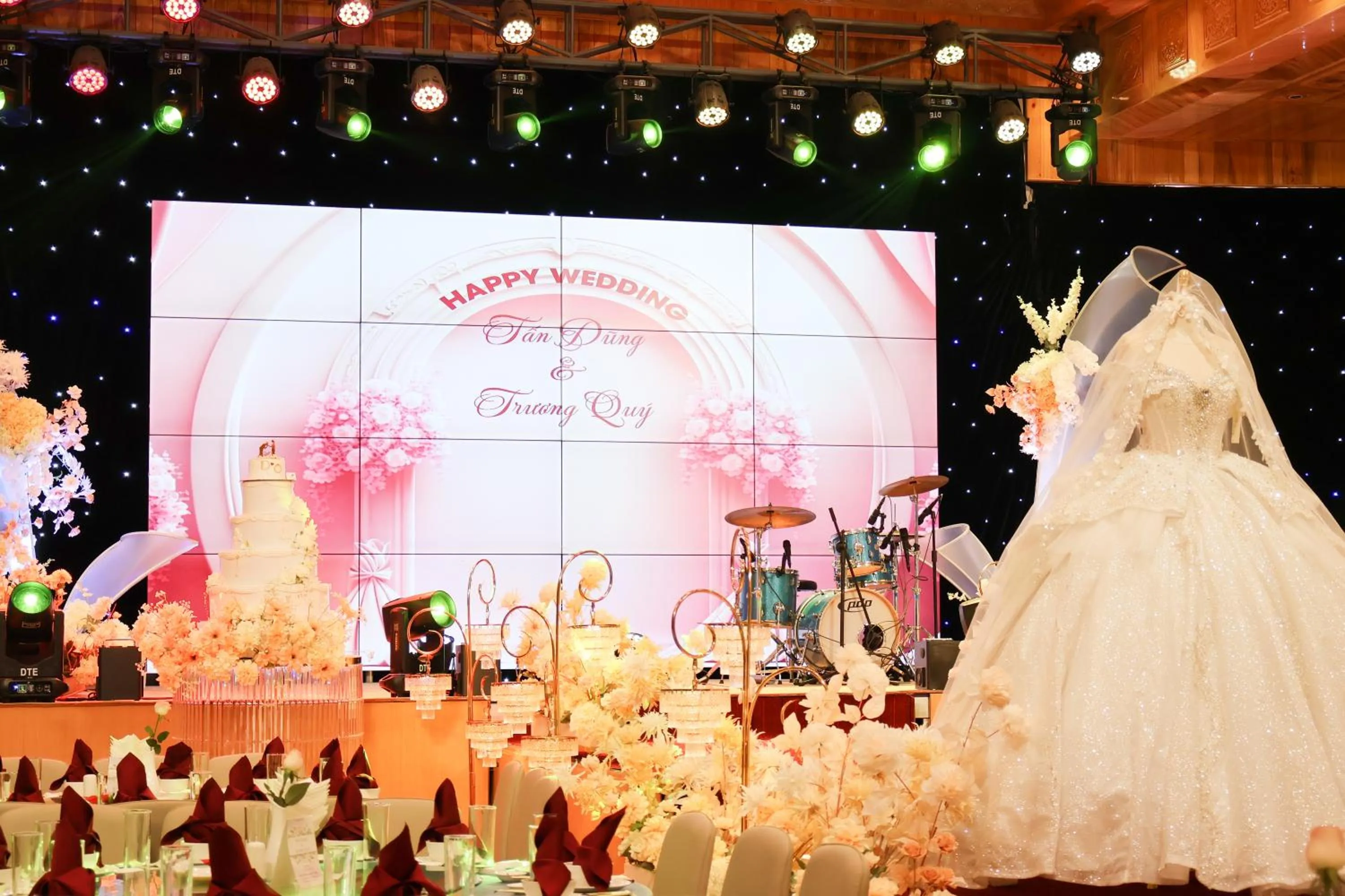 Restaurant/places to eat in Phú Long Tam Kỳ Hotel & Restaurant