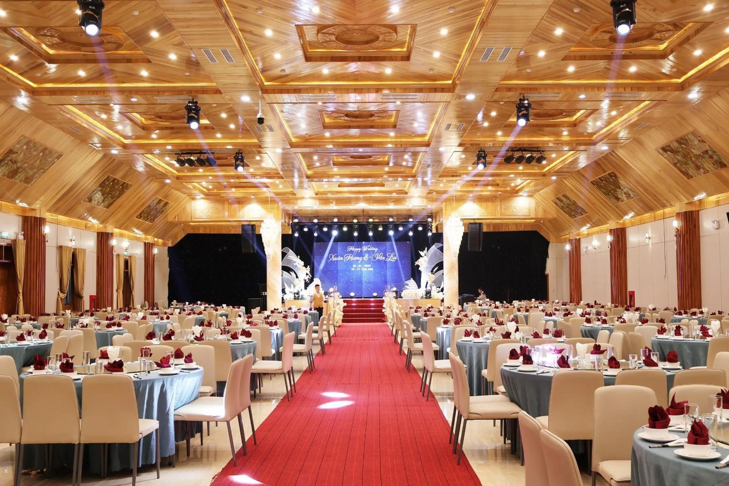 wedding in Phú Long Tam Kỳ Hotel & Restaurant