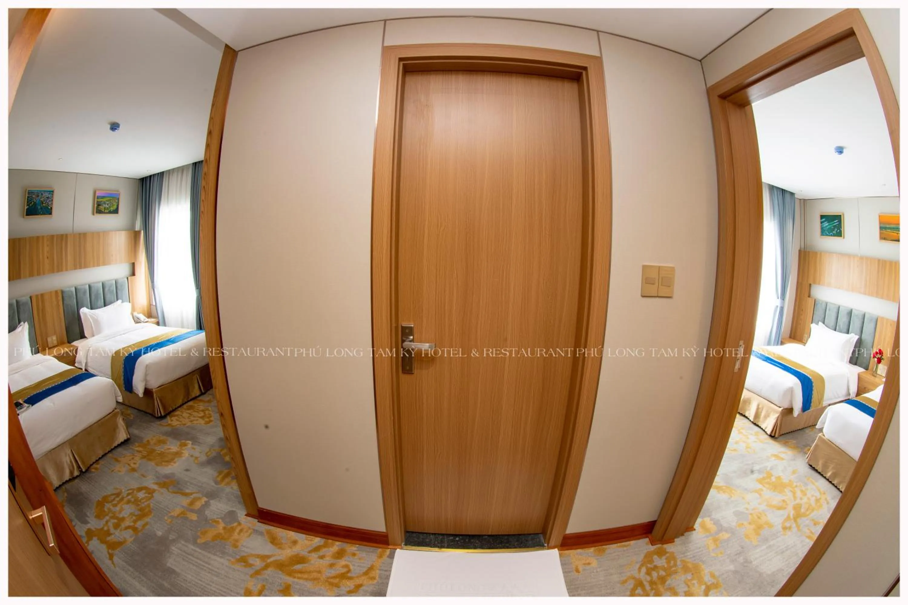 Photo of the whole room in Phú Long Tam Kỳ Hotel & Restaurant