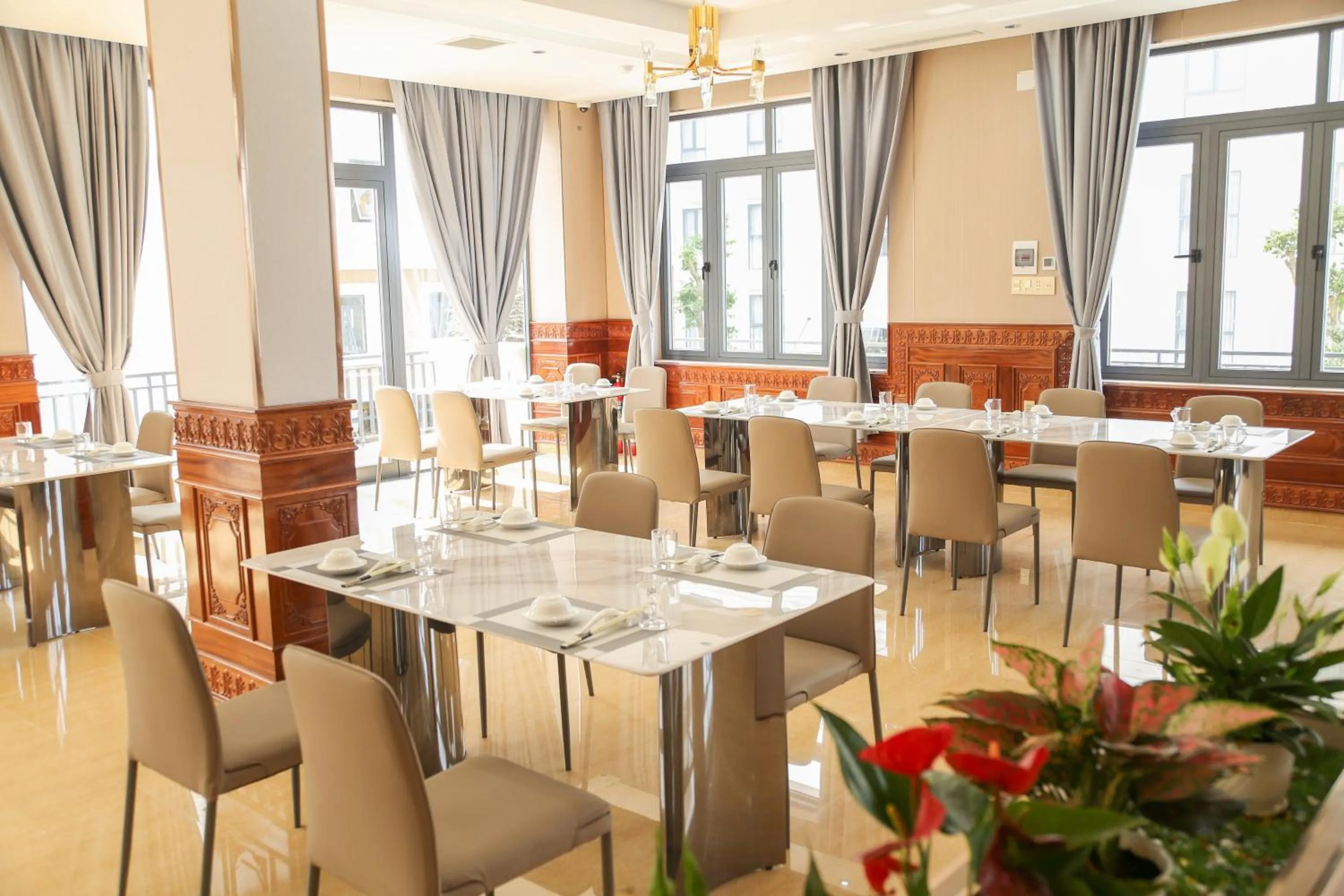 Restaurant/places to eat in Phú Long Tam Kỳ Hotel & Restaurant